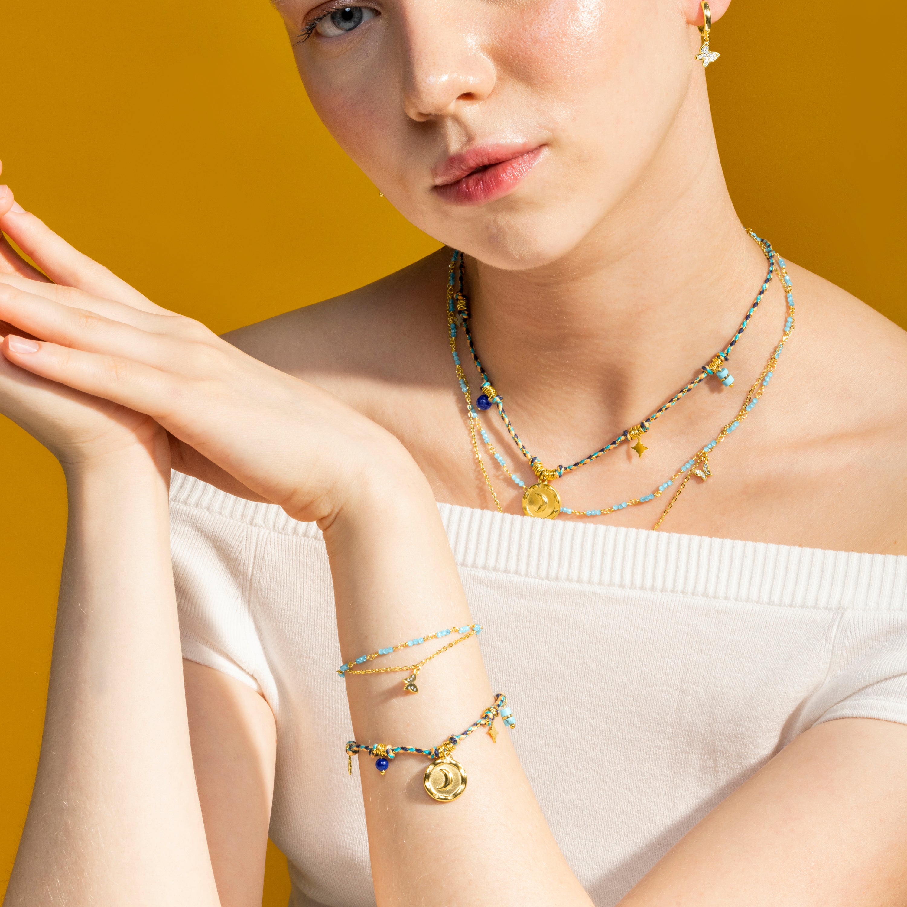 Bracelet with Dark Blue Crystal, 18k gold finish - Liskel