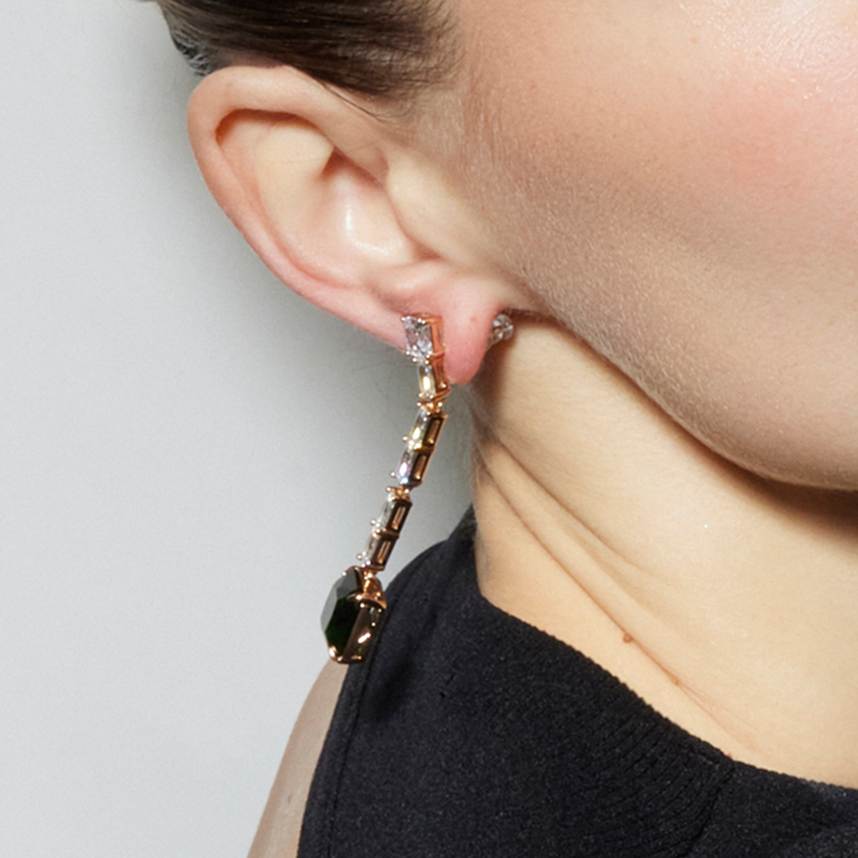 Boucles d'oreilles avec zirconia émeraude finition or 18k - Waraim