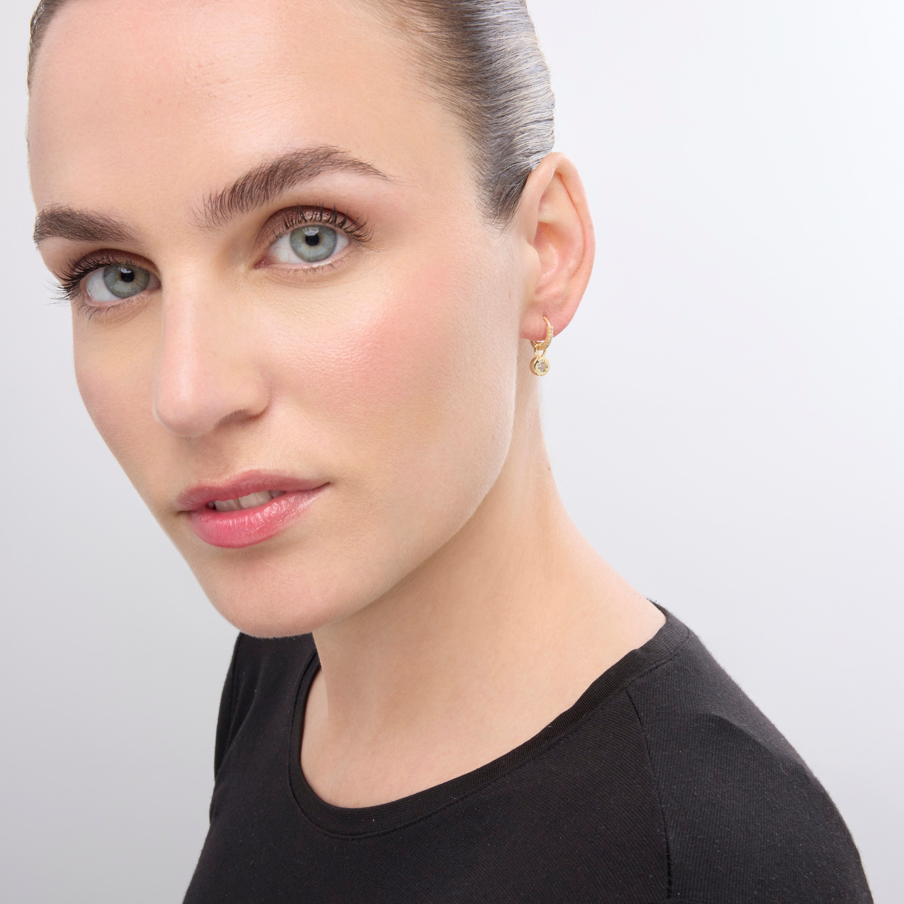Ohrringe mit 18k Gelbgold-Finish und Brillanter Zirkonia - Yacoss