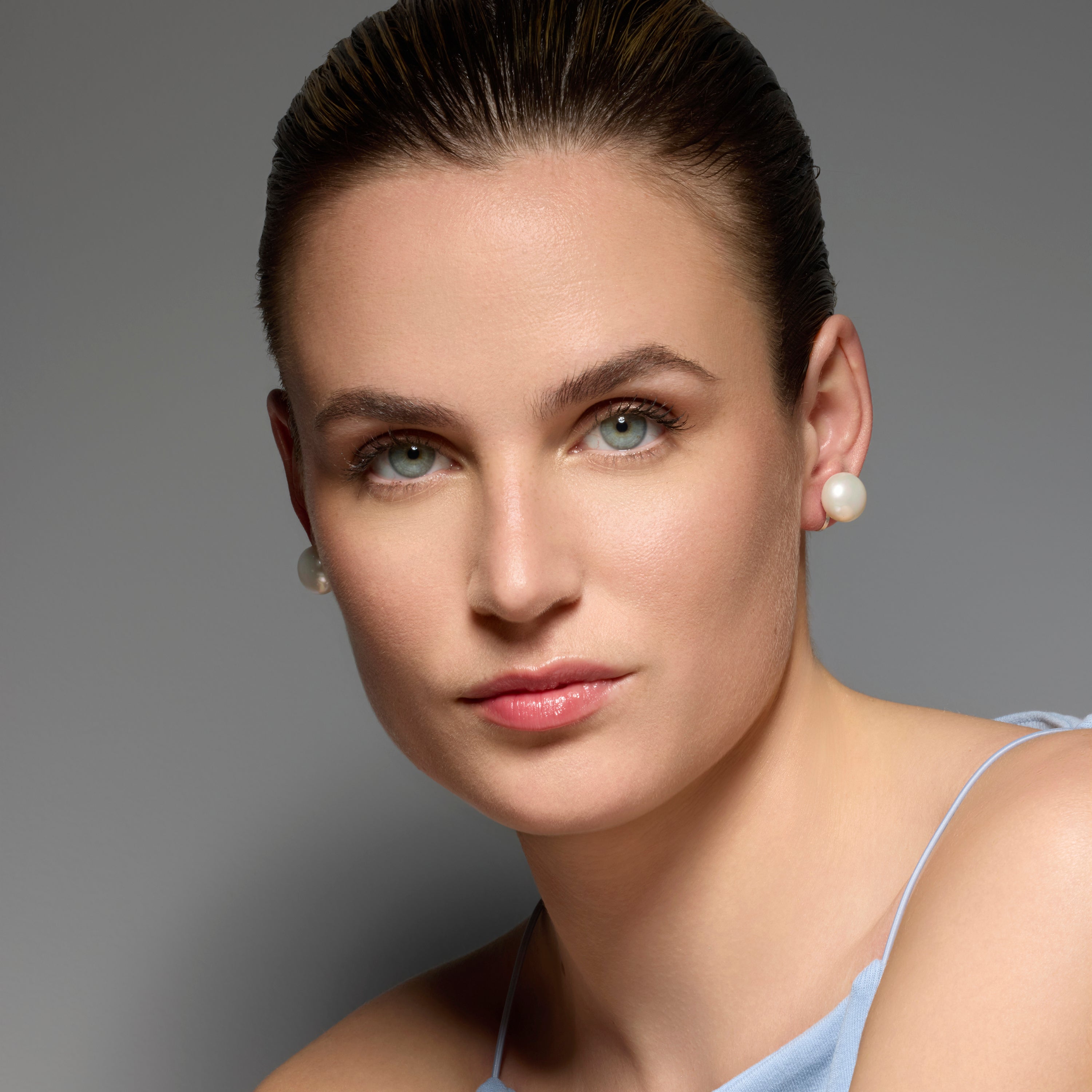 Boucles d'oreilles finition argent et Perle Blanche - Benet
