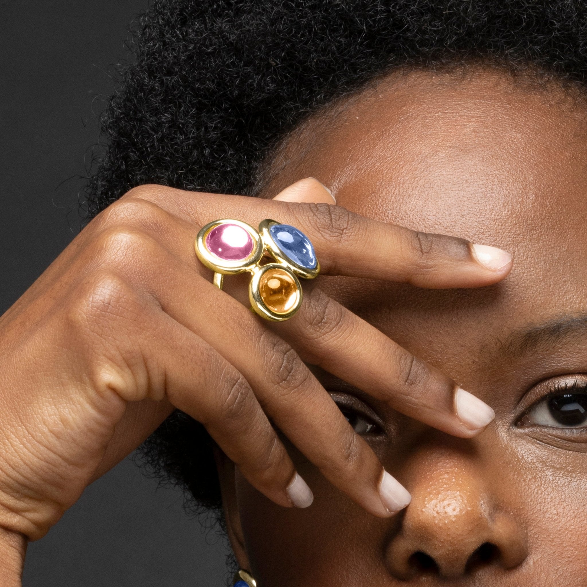 Anillo acabado en oro amarillo 18k - LUX BY LUX