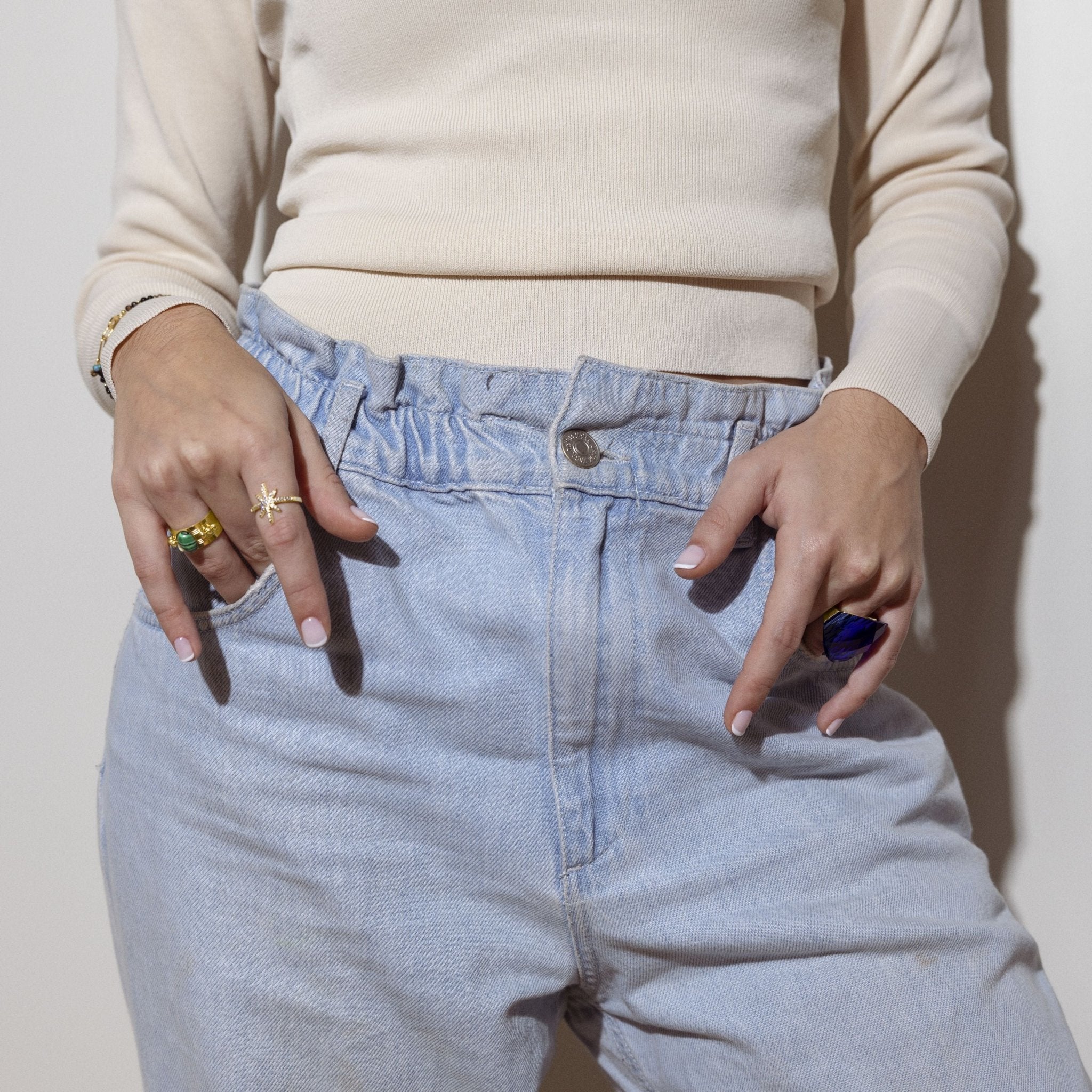 Anillo acabado en oro amarillo 18k - LUX BY LUX