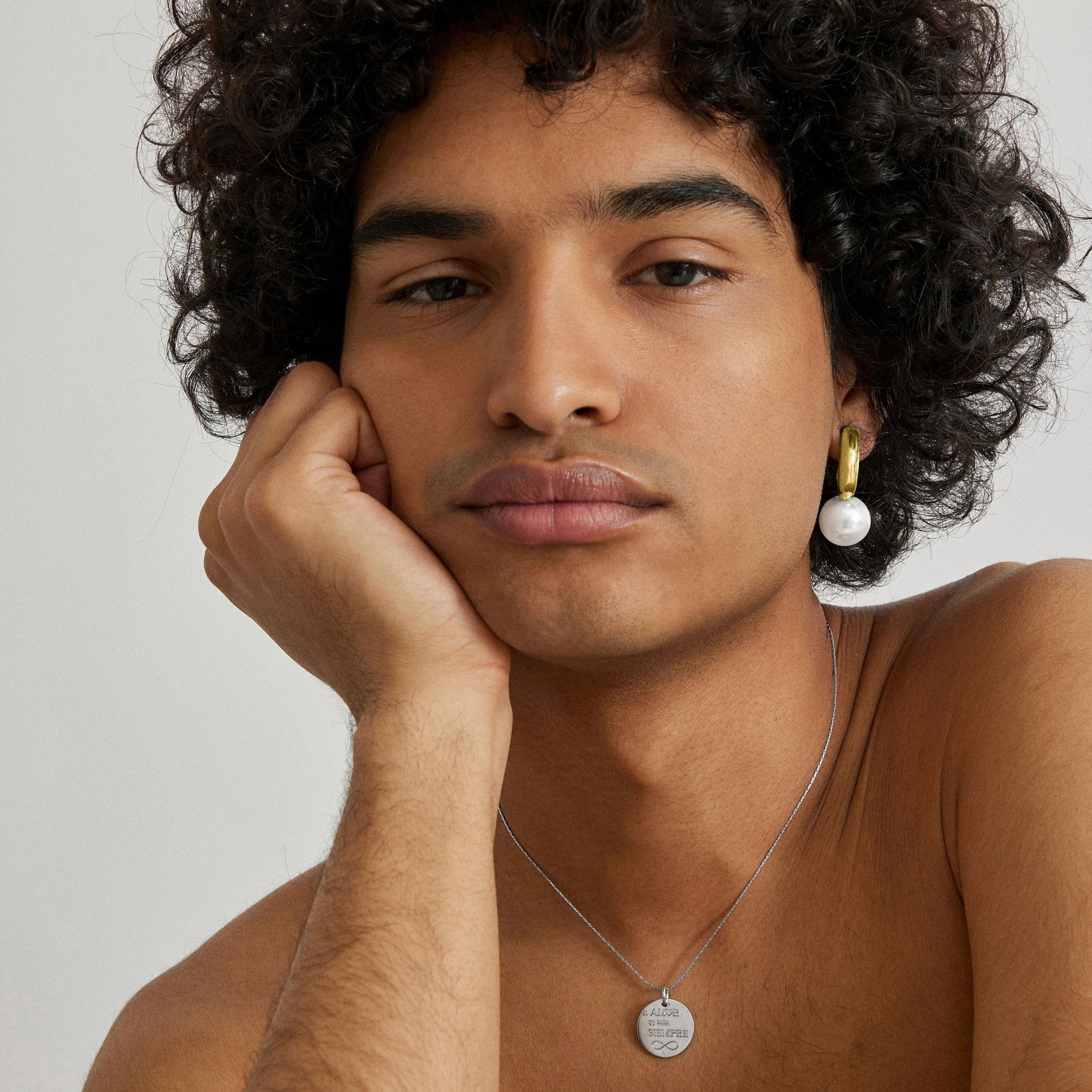 Boucles d'oreilles finition Or Jaune 18 Kt