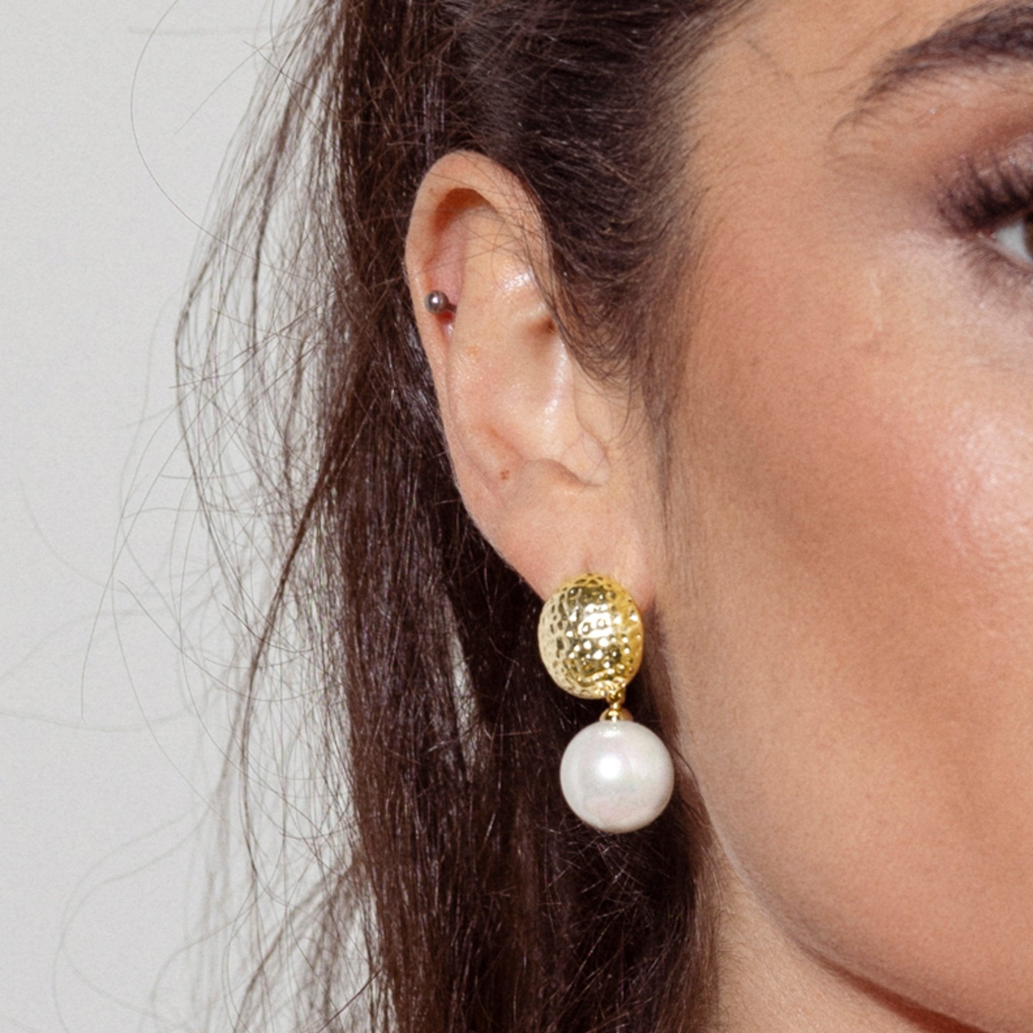 Pendientes acabado Oro Amarillo de 18 Kts - LUX BY LUX