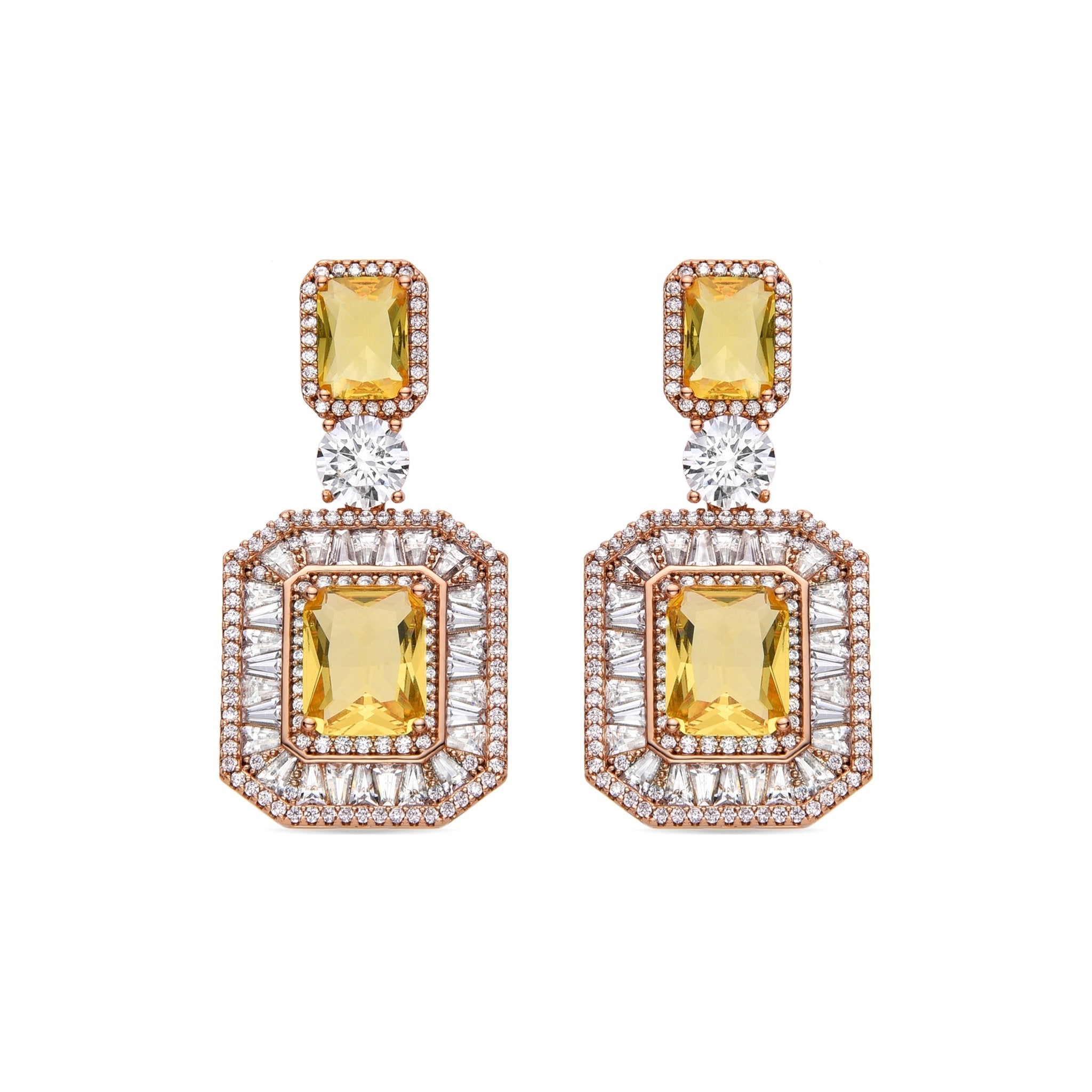 Earrings finished in 18K gold