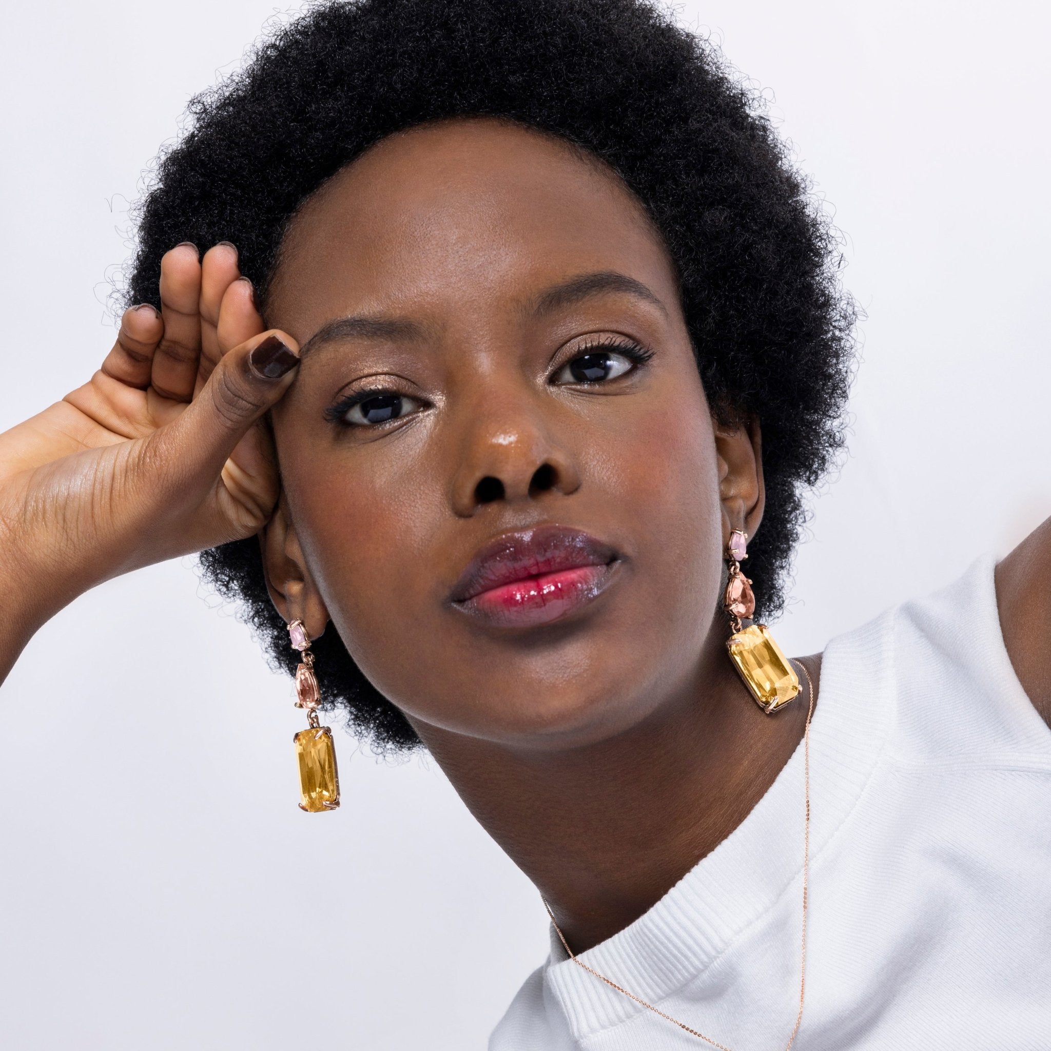 Pendientes acabados en oro amarillo 18k - LUX BY LUX