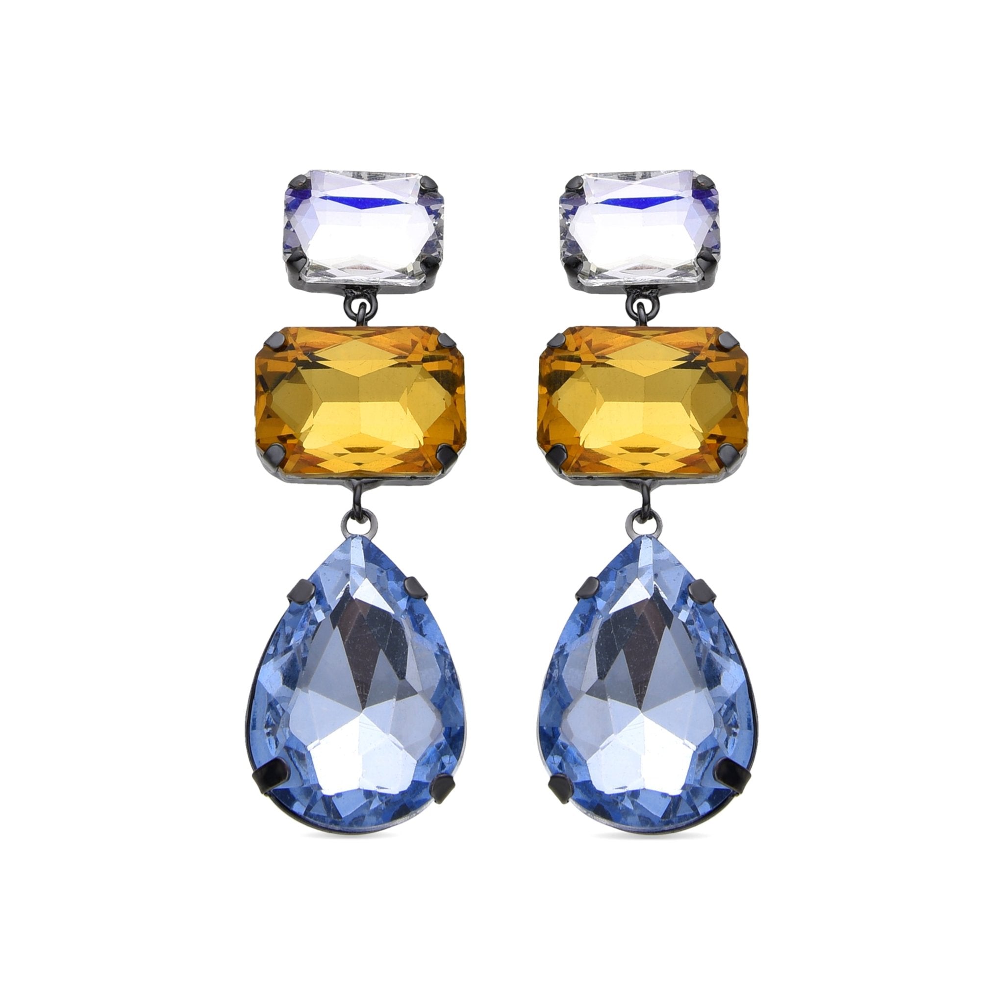 Earrings finished in 18k yellow gold
