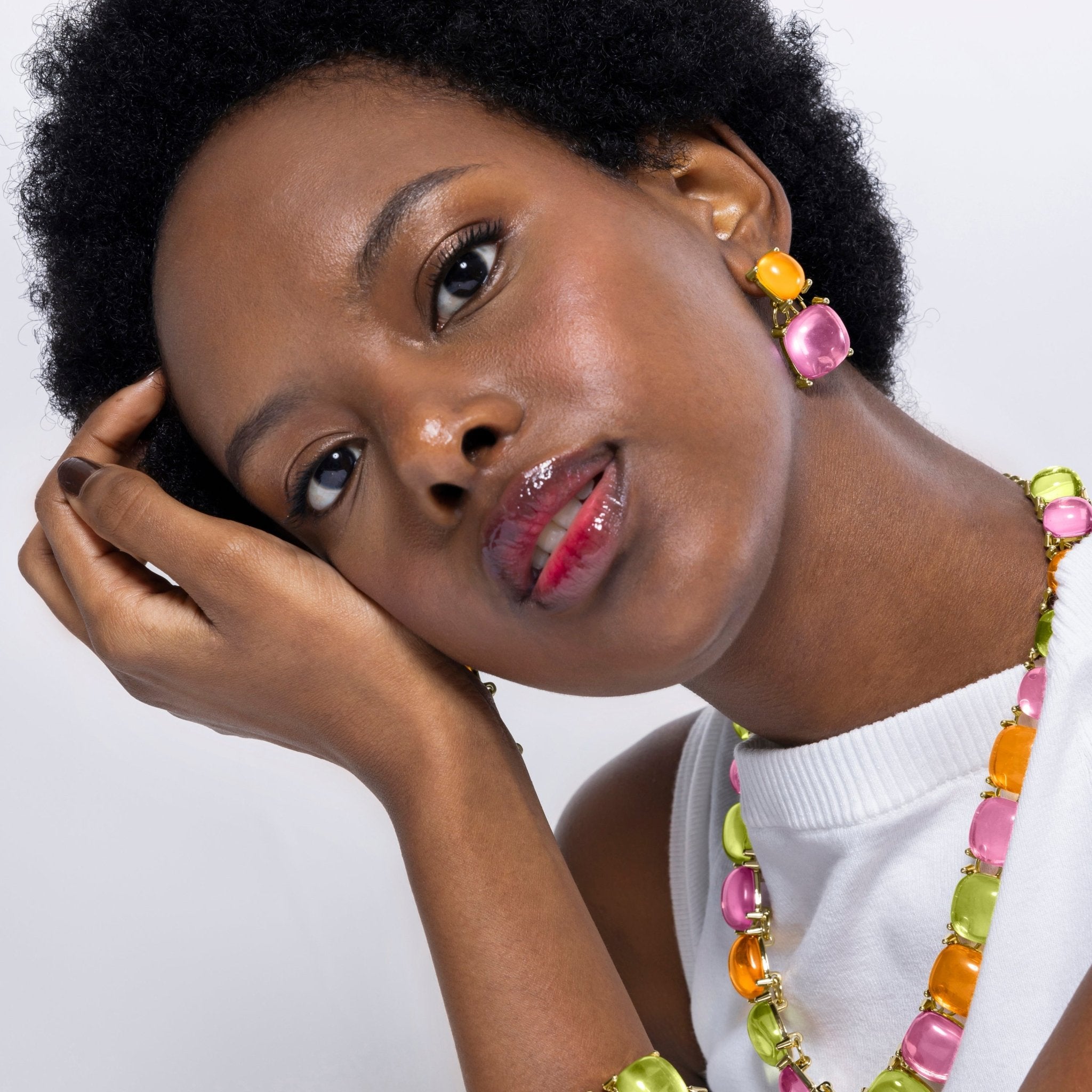 Pendientes acabados en oro amarillo 18k - LUX BY LUX