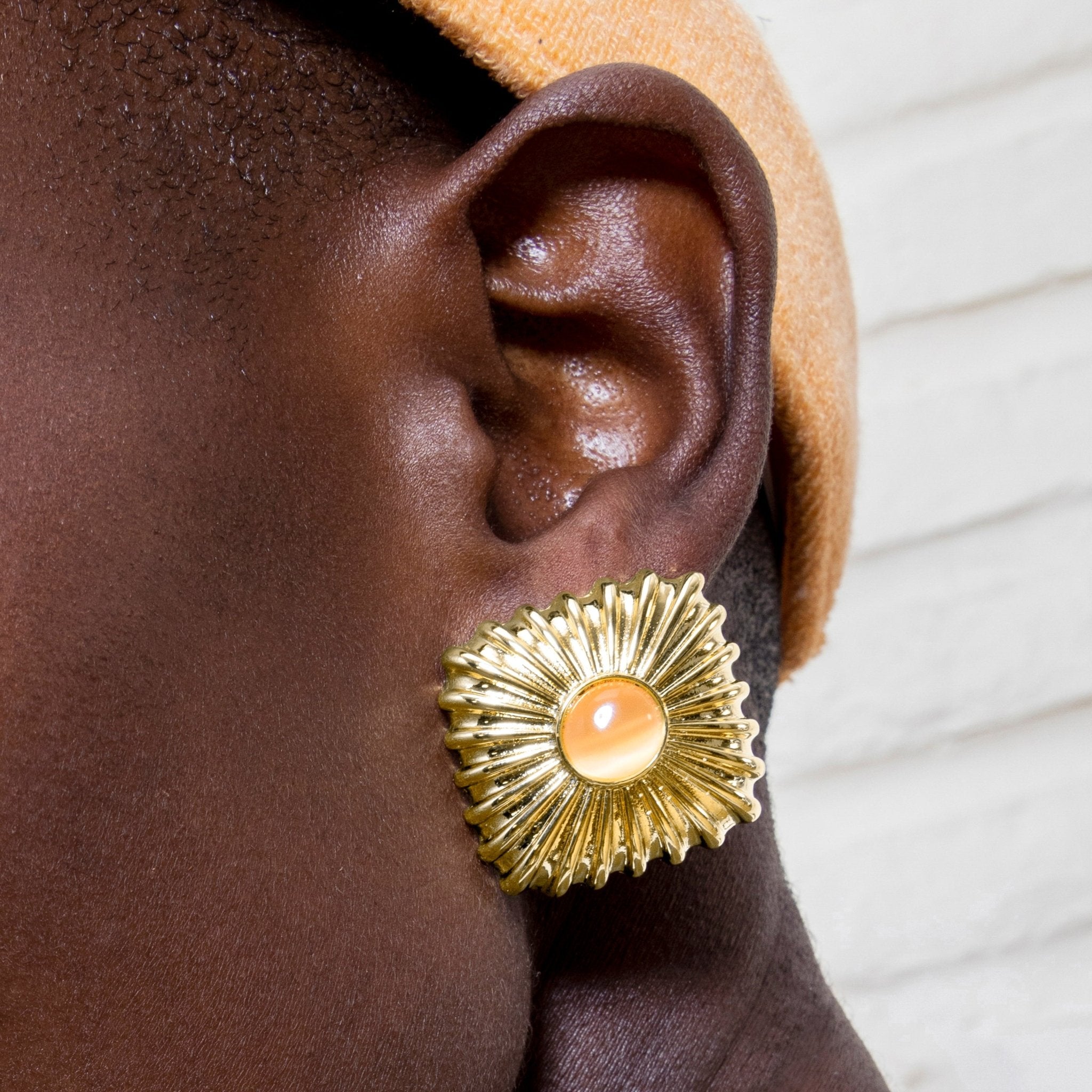 Pendientes acabados en oro amarillo 18K - LUX BY LUX