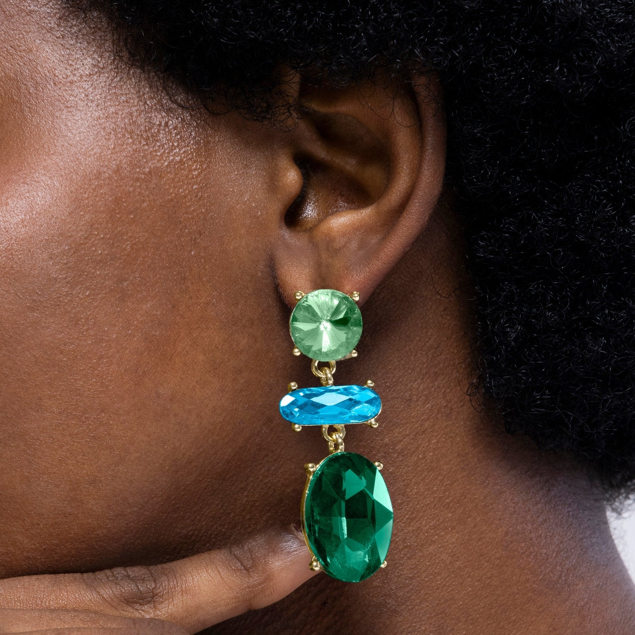 Pendientes acabados en oro amarillo 18k - LUX BY LUX