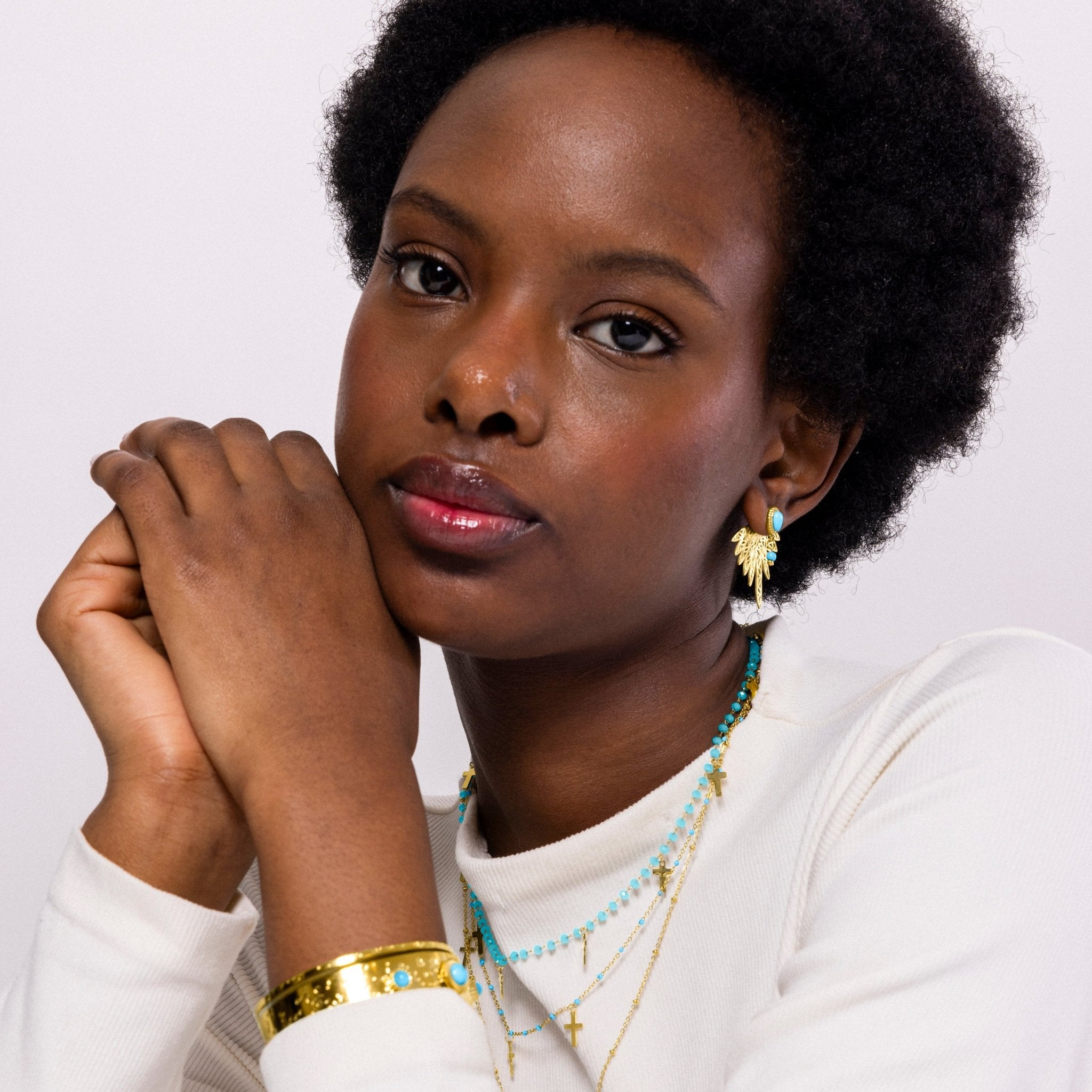 Pendientes acabados en oro amarillo 18k - LUX BY LUX