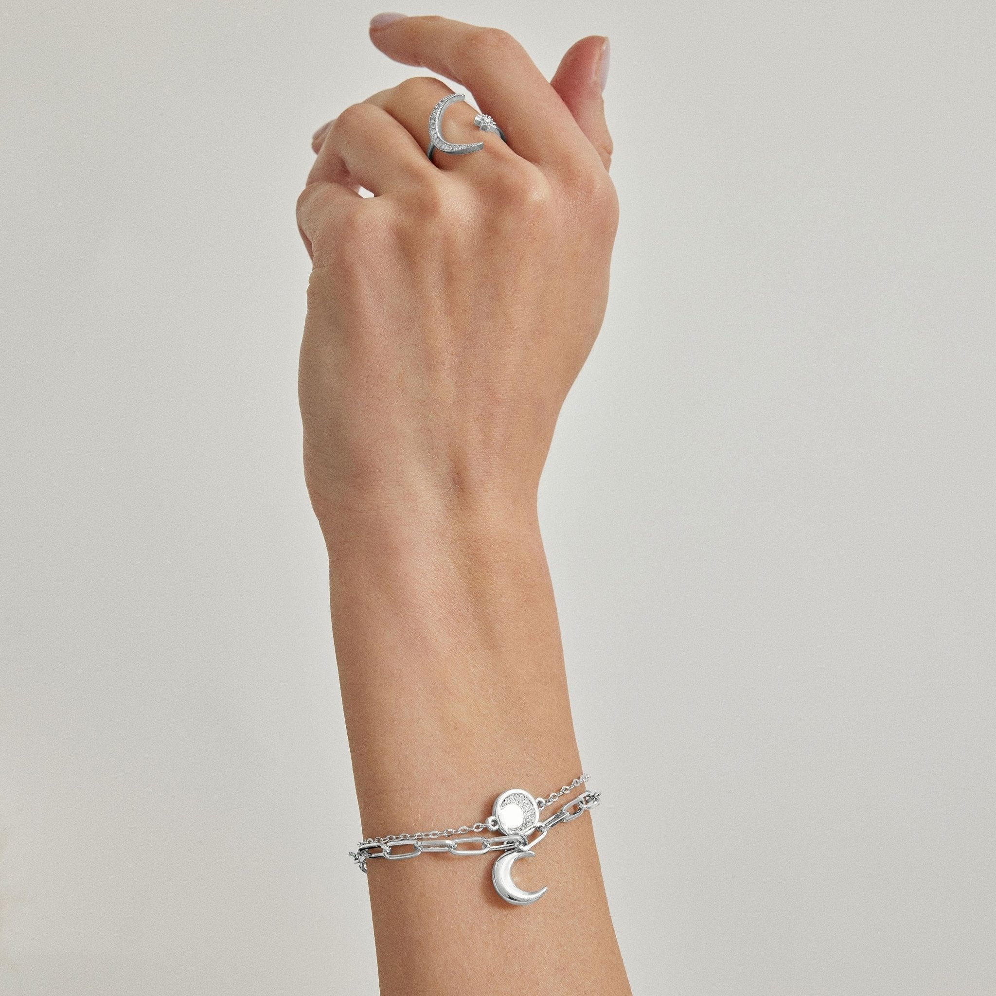 Pulsera acabada en rodio
