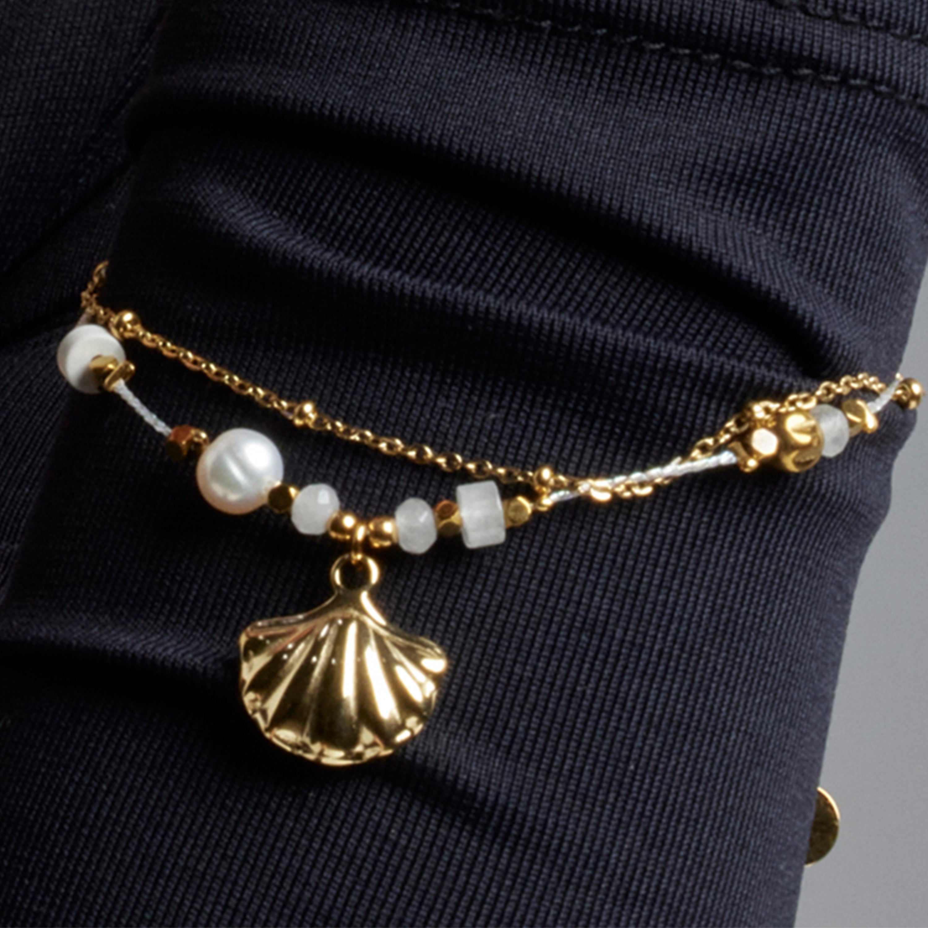 Bracelet with brilliant zirconia in 18k gold finish - Virat