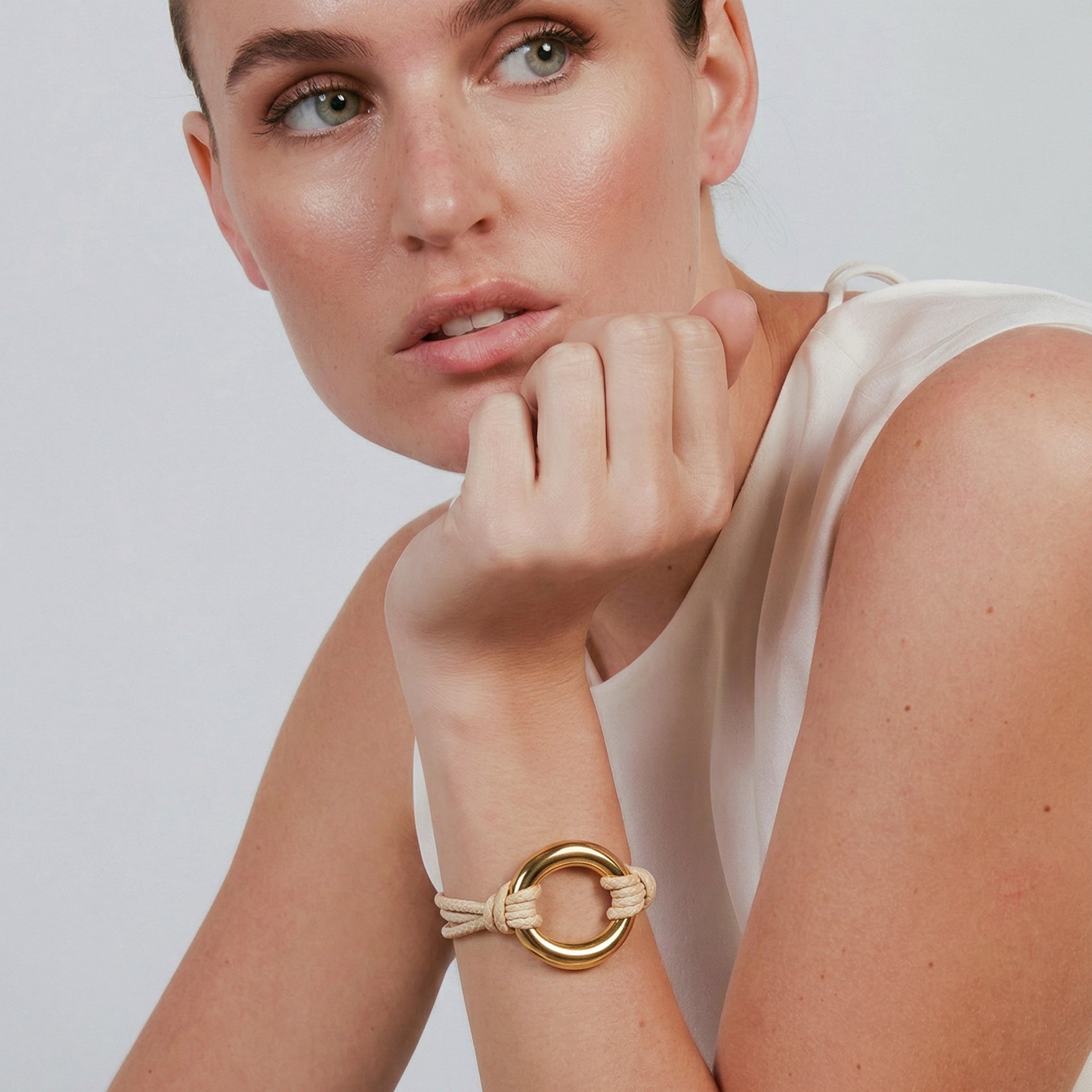 Pulsera acabado en oro amarillo de 18k - Monimil