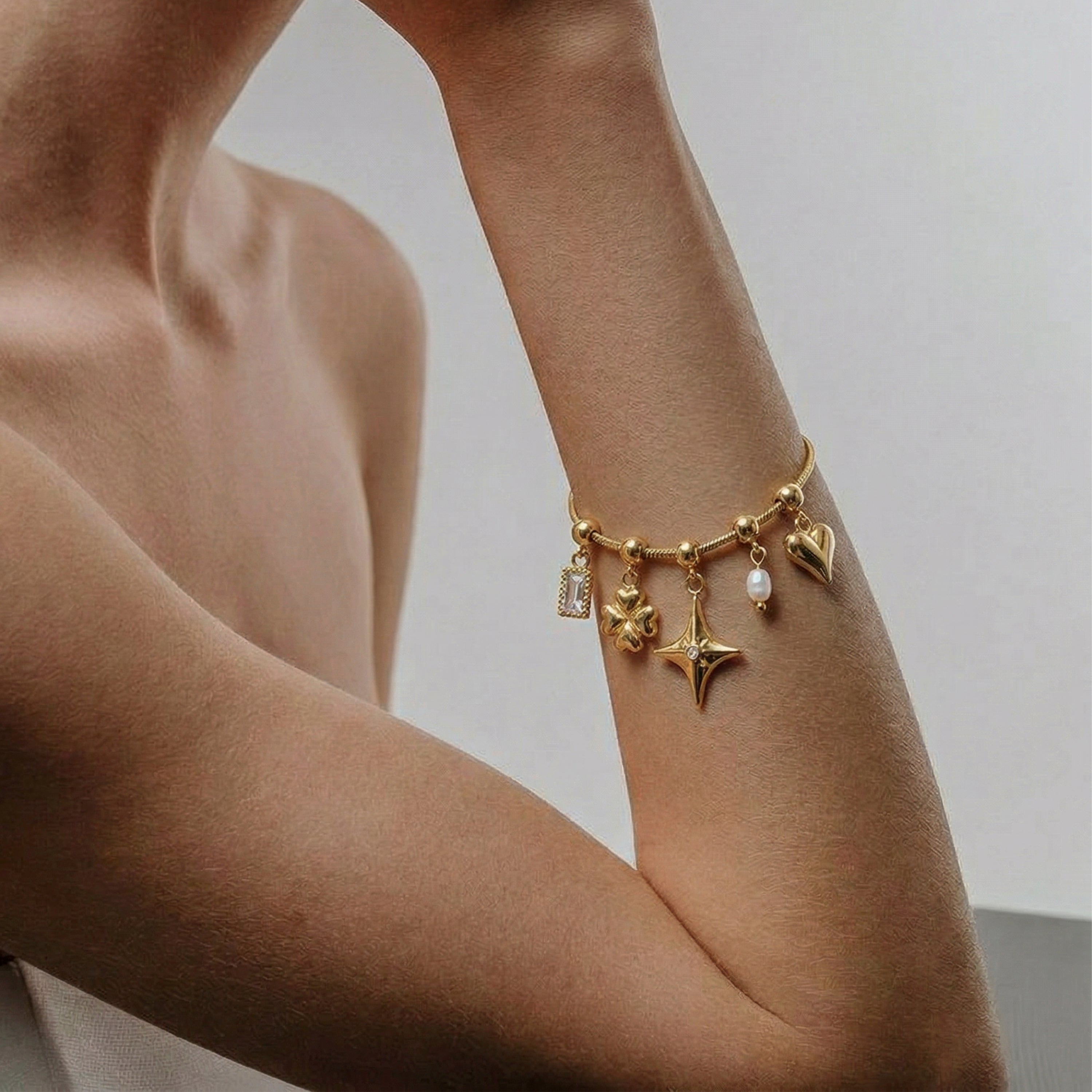 Pulsera de Circonita Brillante acabado en oro amarillo de 18k - Radlo