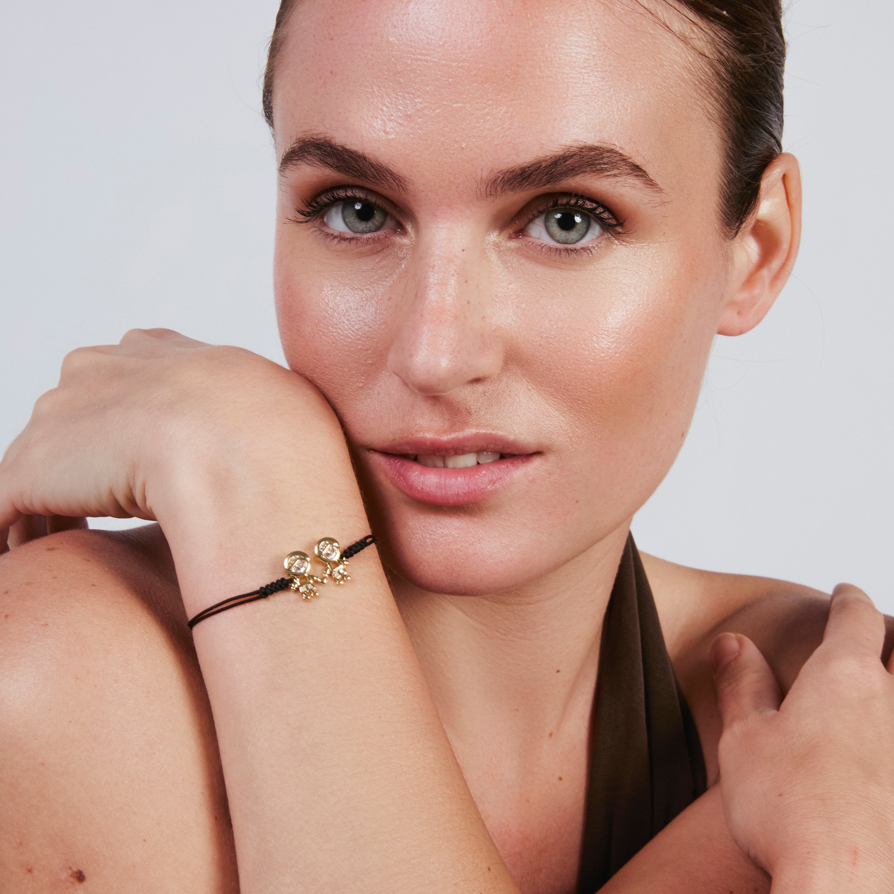 Pulsera de Circonita Brillante acabado en oro amarillo de 18k - Boys