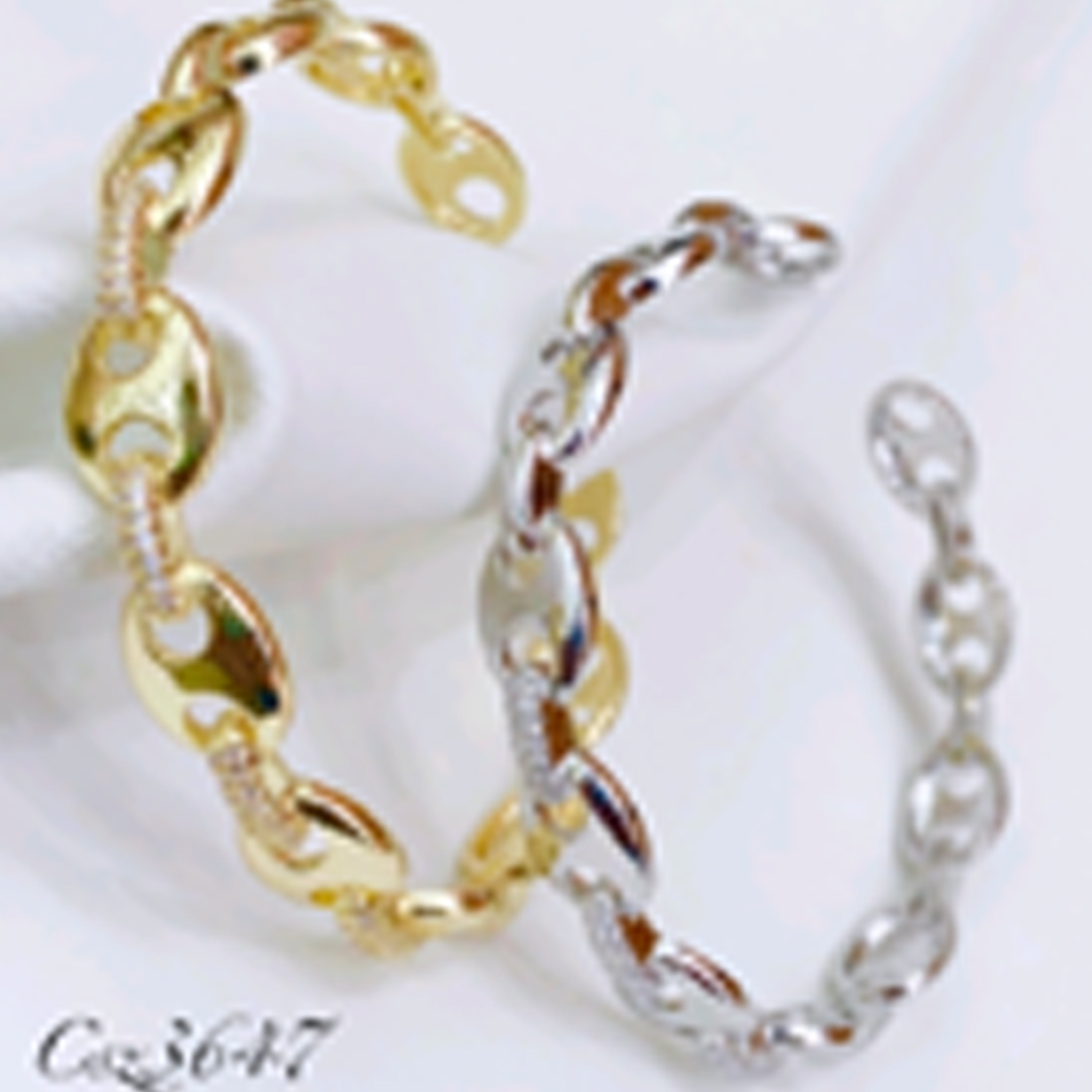 Pulsera de Aleación de Metal y Circonita Brillante acabado en oro amarillo de 18k - Hidgi