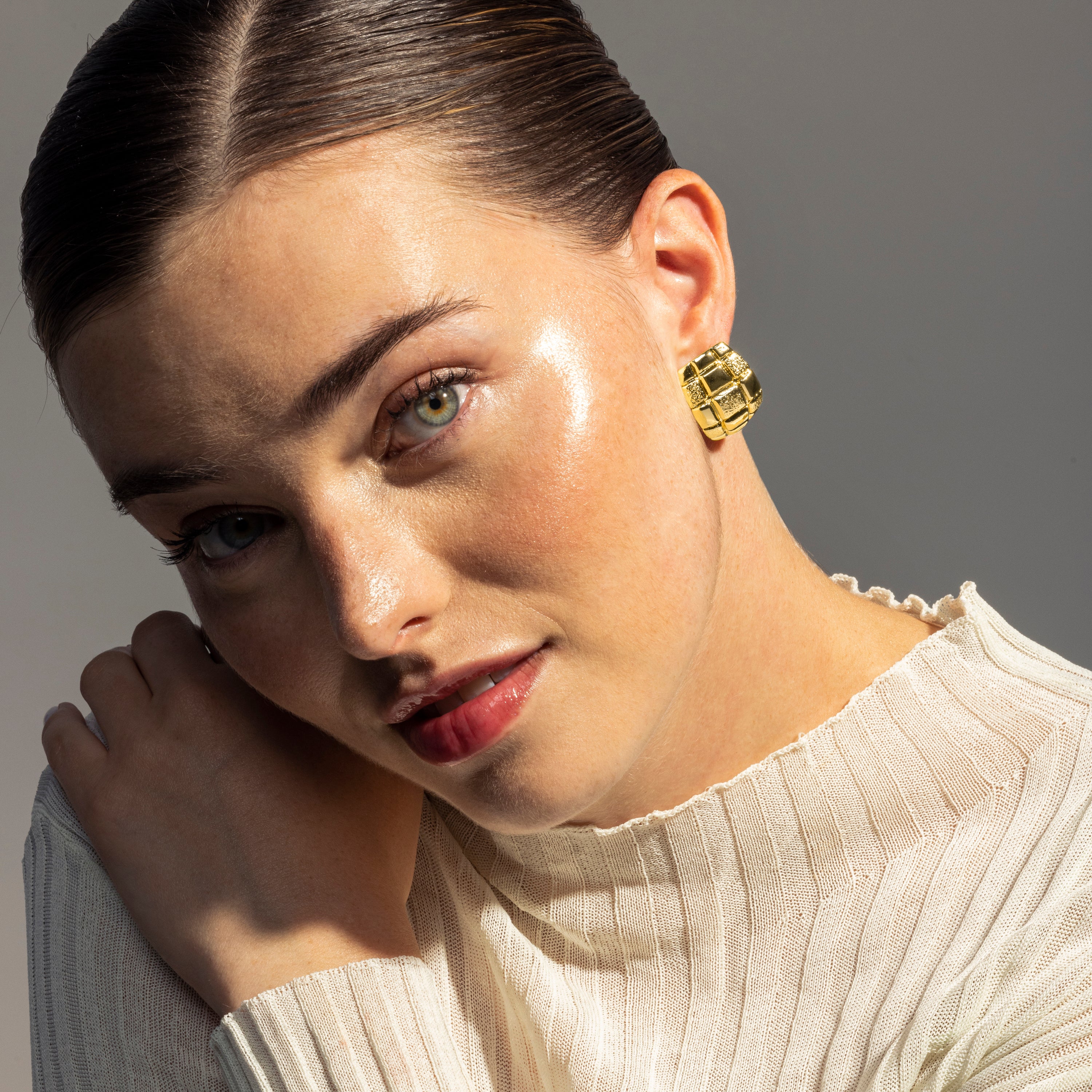 Pendientes acabado en oro amarillo de 18k - Abalt
