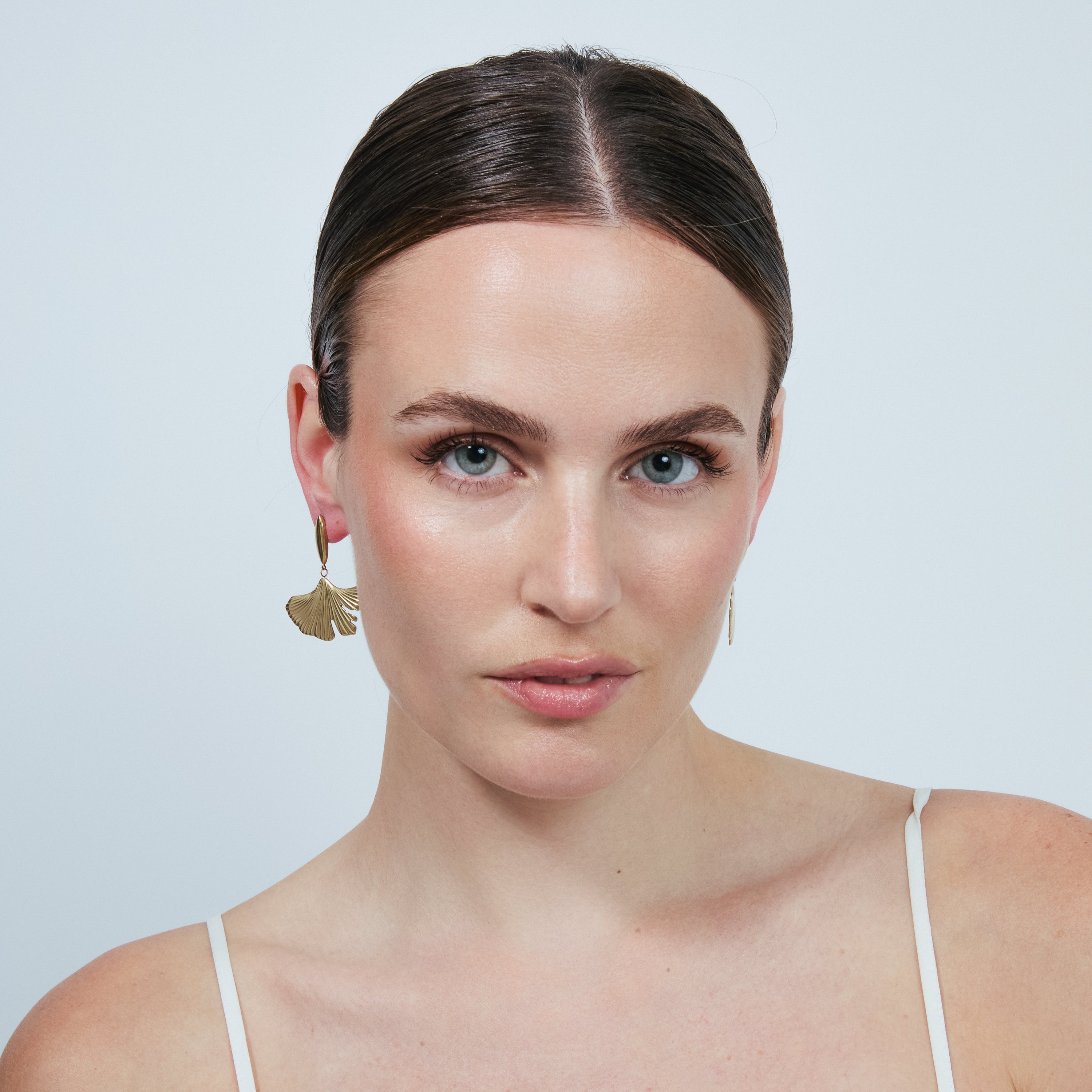Pendientes acabado en oro amarillo de 18k - Bese