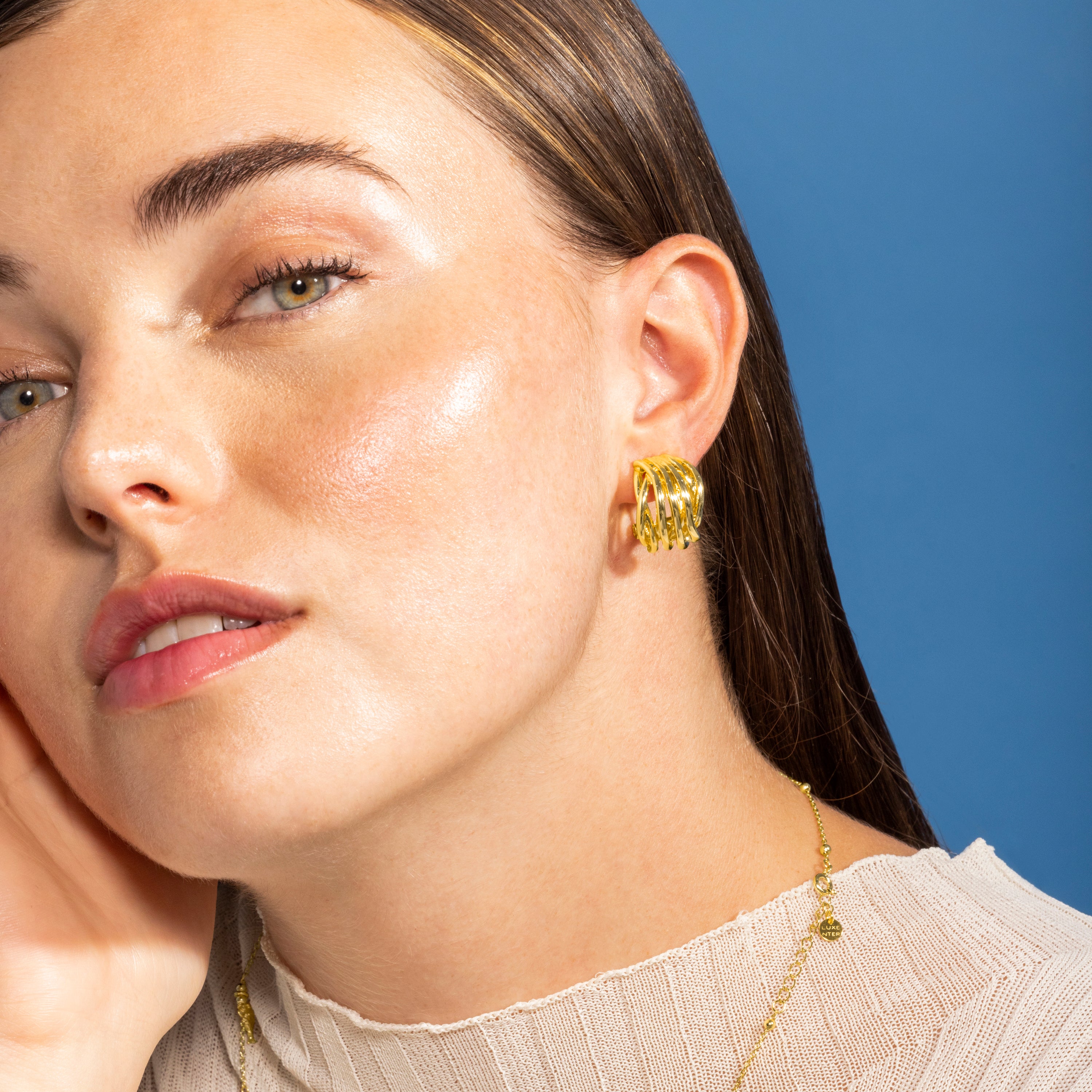 Pendientes acabados en oro amarillo de 18K - Goga