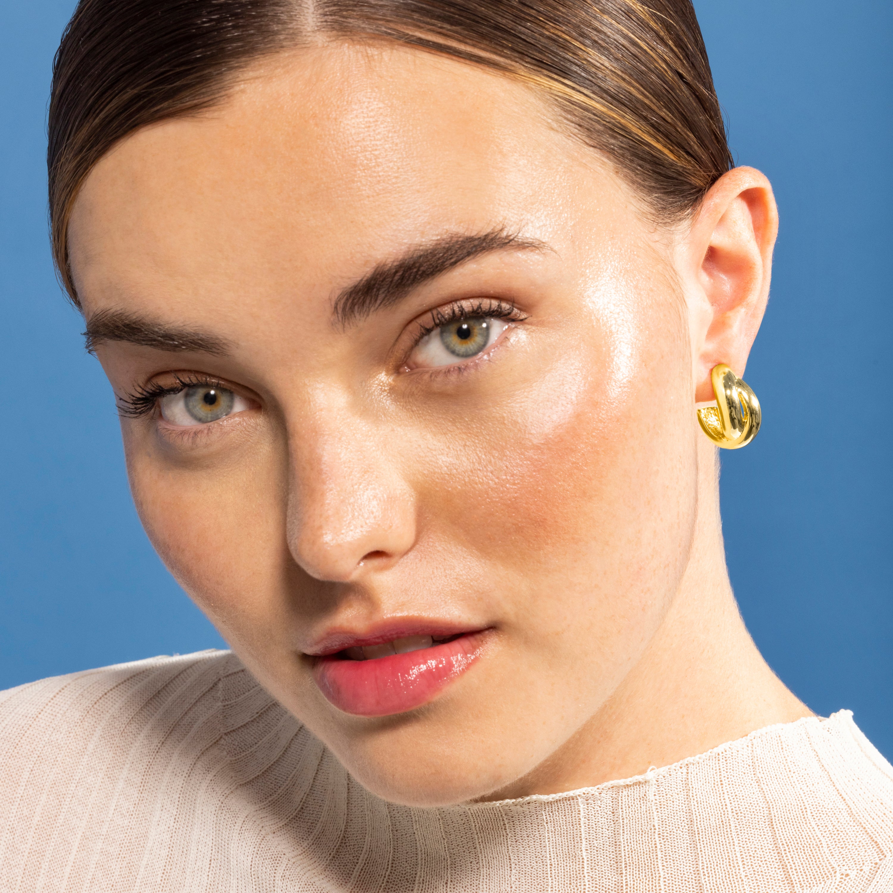 Pendientes acabados en oro amarillo de 18K - Zunduri