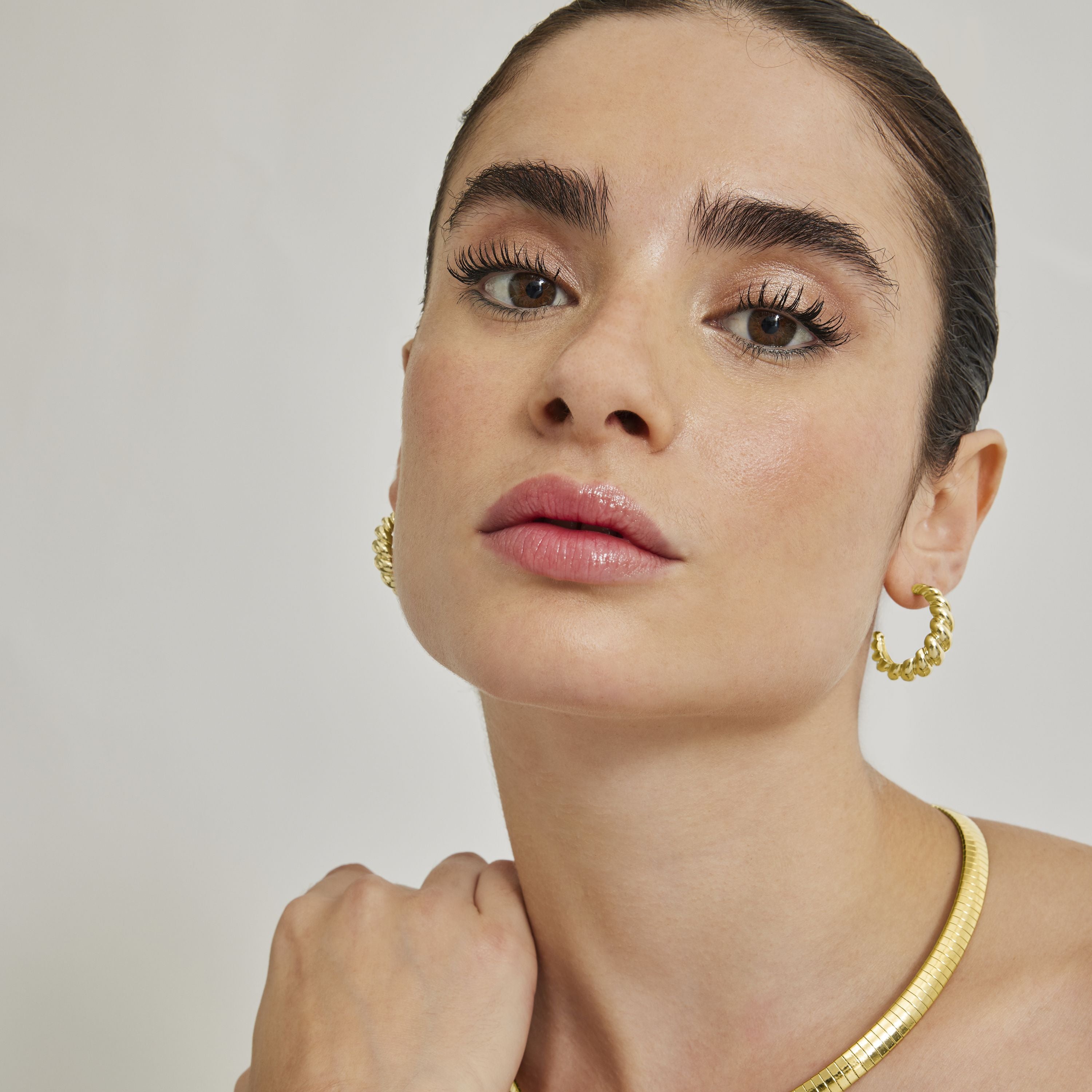 Pendientes de 16mm de diámetro acabado oro amarillo de 18K - Intia