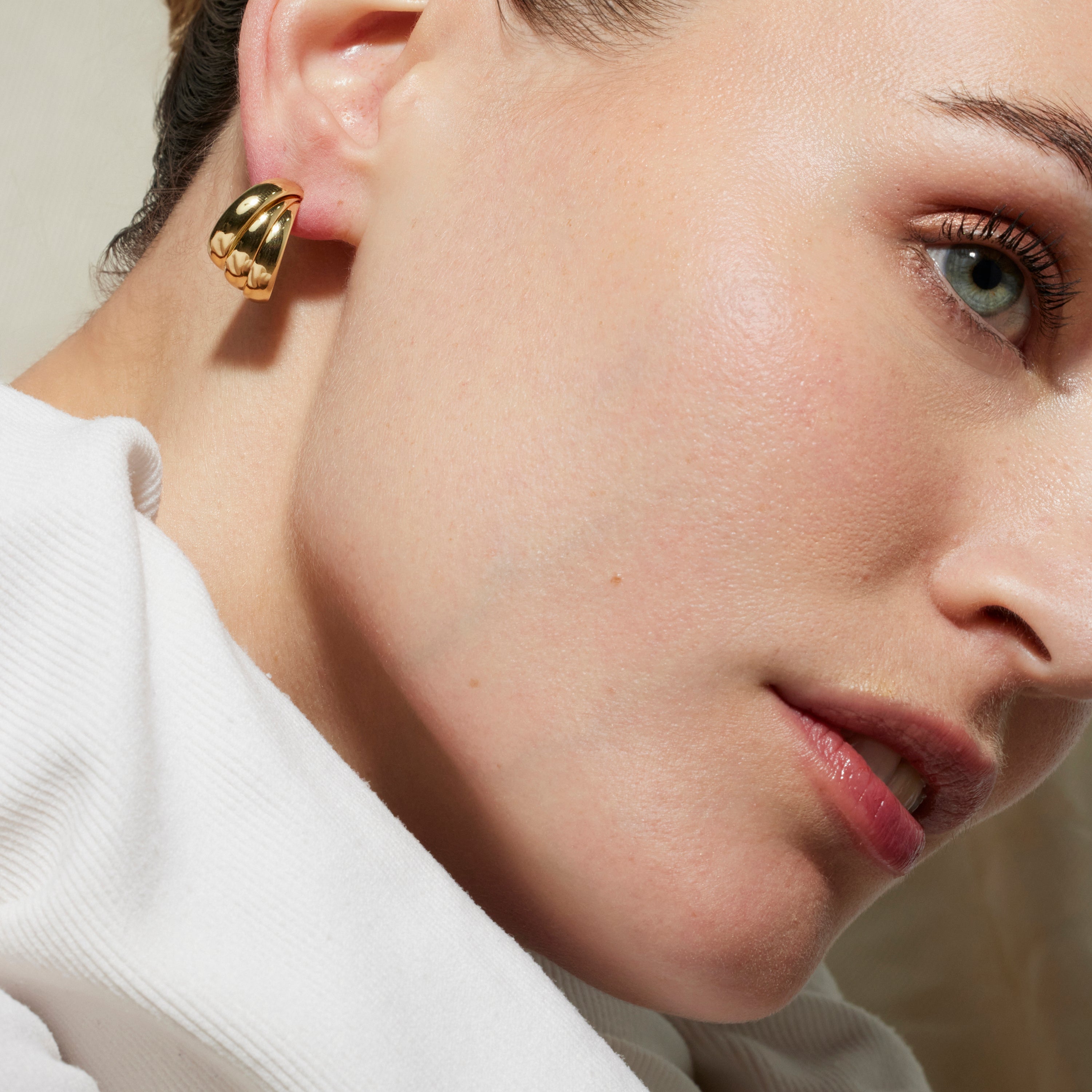 Pendientes de 19mm de diámetro acabado oro 18K - Abeth