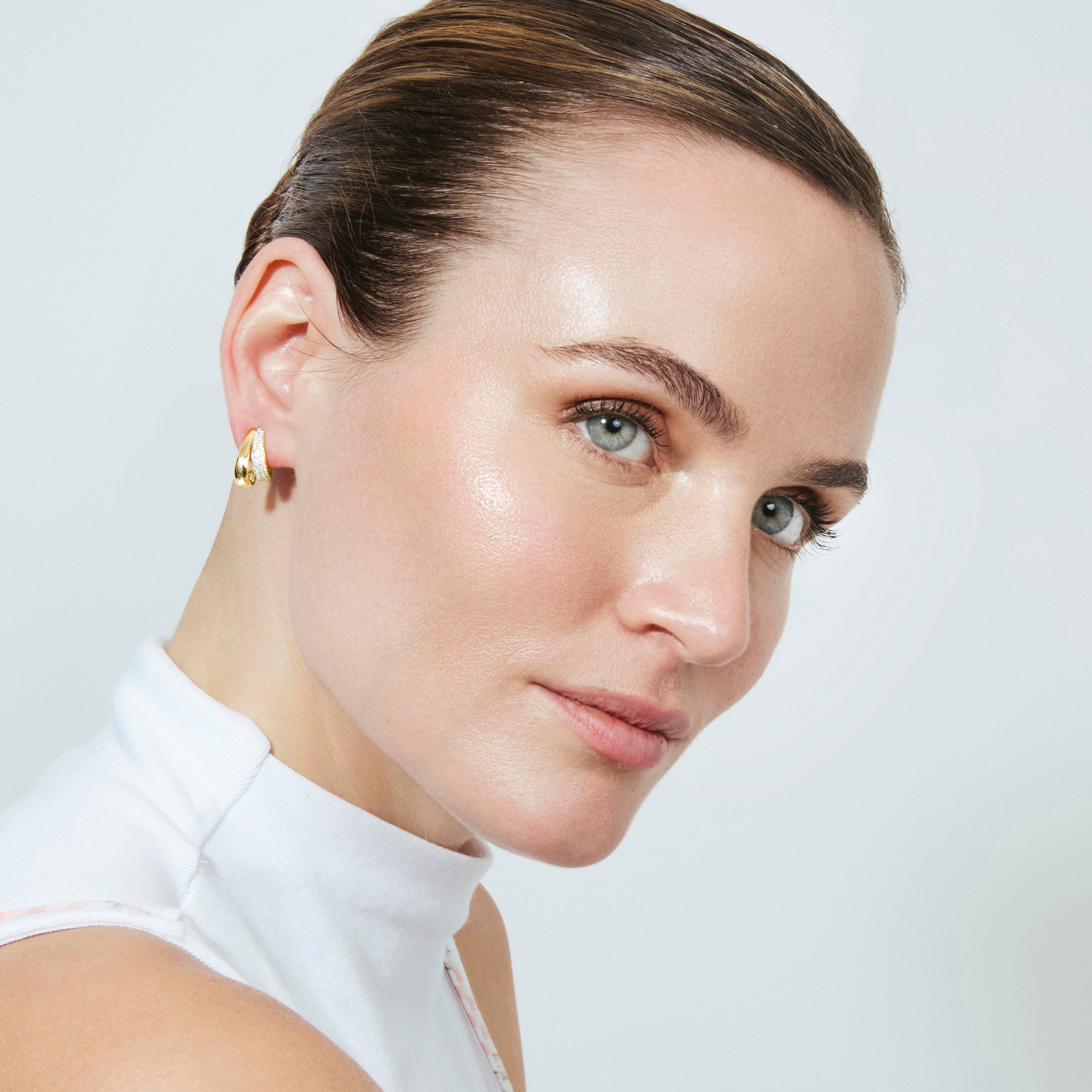 Pendientes de Circonita Brillante acabado en oro amarillo de 18k - Sadani