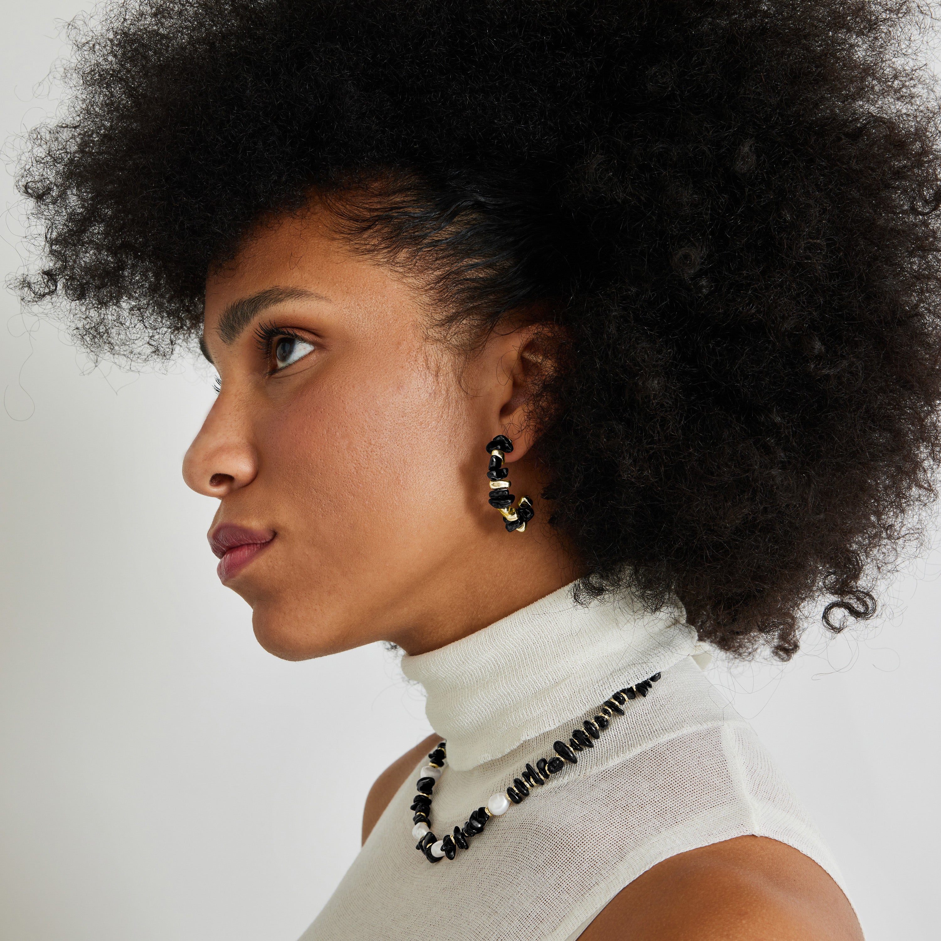 Pendientes de Agata Negra acabados en oro amarillo de 18K - Delay