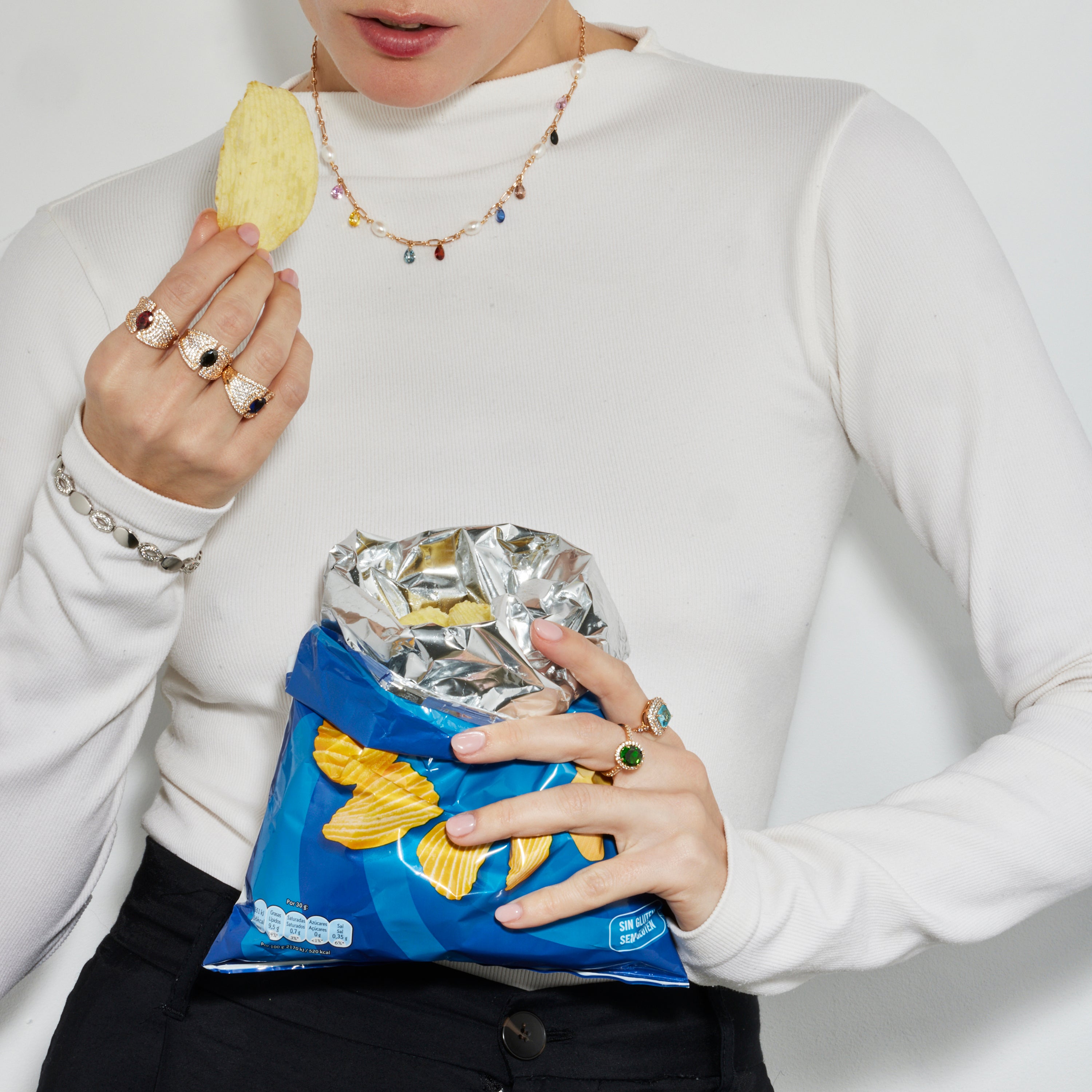 Collier avec Perle Blanche finition or 18k - Lalxy