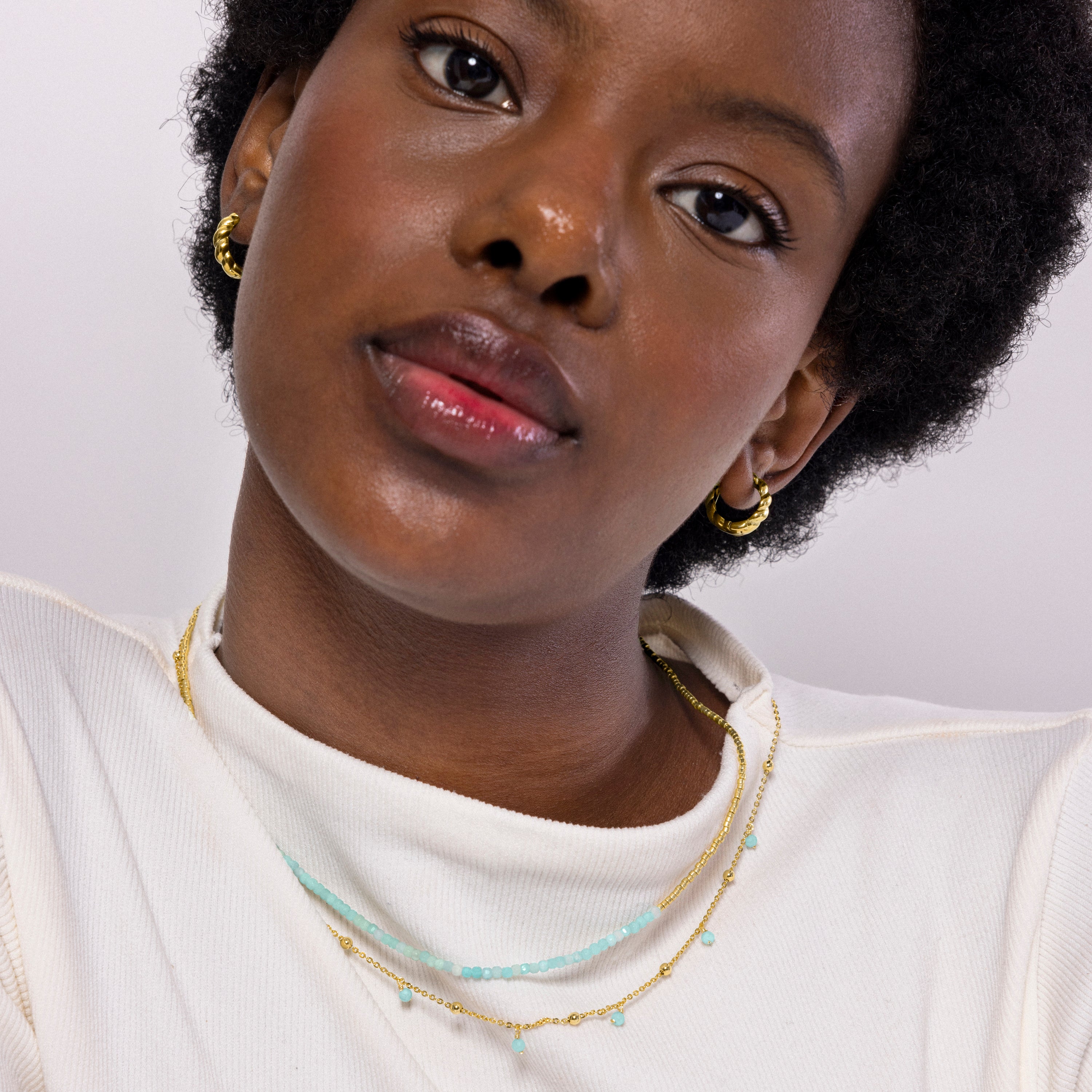 Collar de Turquesa acabado en oro amarillo de 18k - Akya