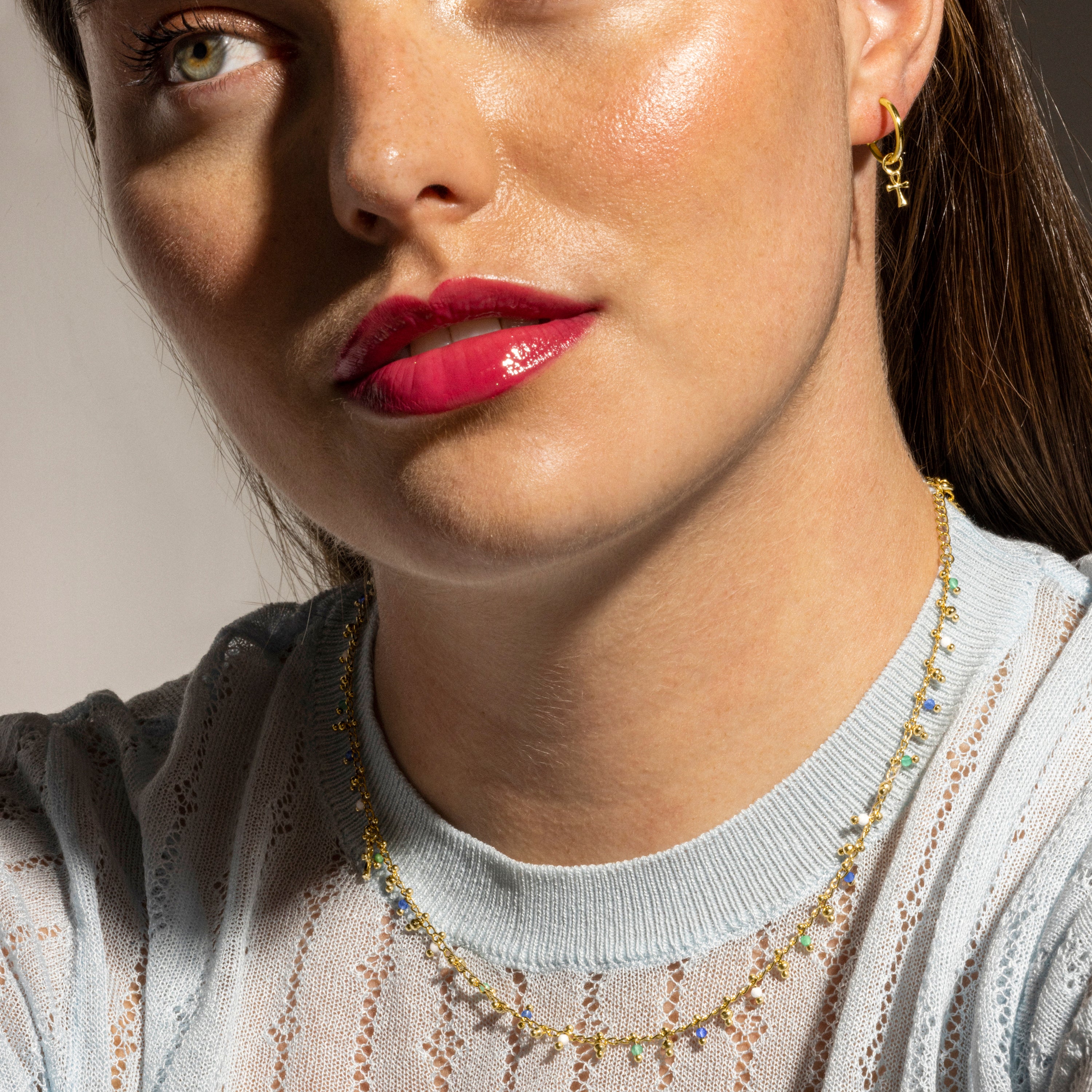 Collar de Aleación de Metal y Cristal Multicolor acabado en oro amarillo de 18k - Kalau