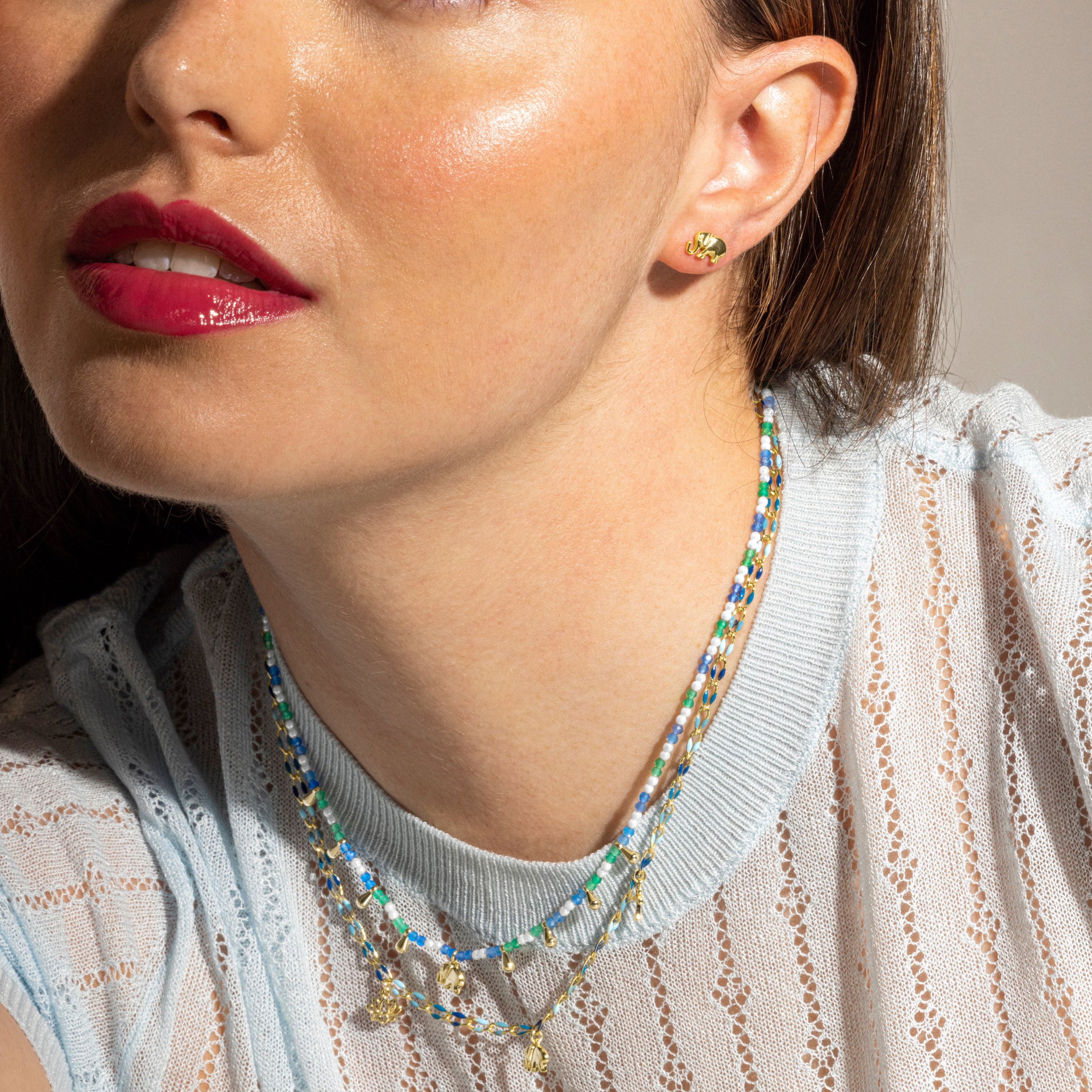 Collar de Aleación de Metal y Lacado Azul acabado en oro amarillo de 18k - Shione