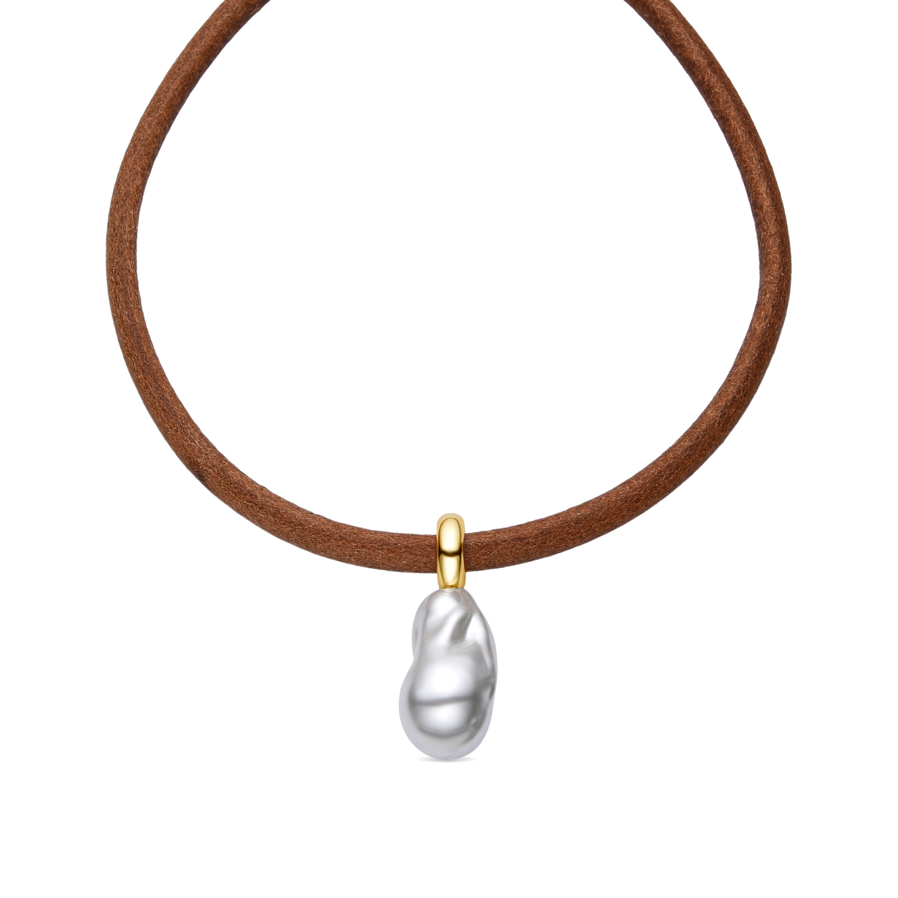 Collar de Aleación de Metal y Perla Blanca acabado en oro amarillo de 18k - Abongo