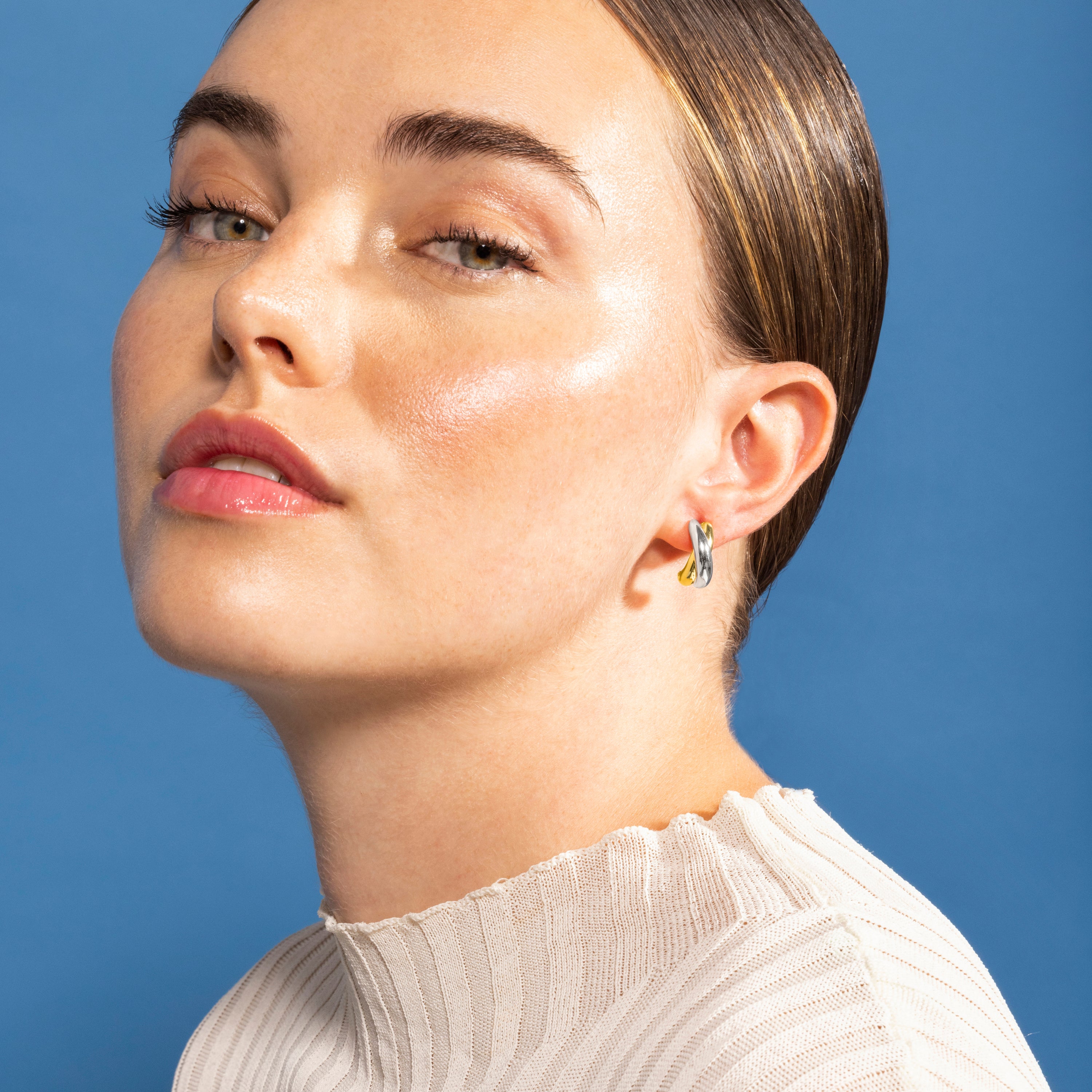 Pendientes acabados en oro amarillo de 18K - Dumiso