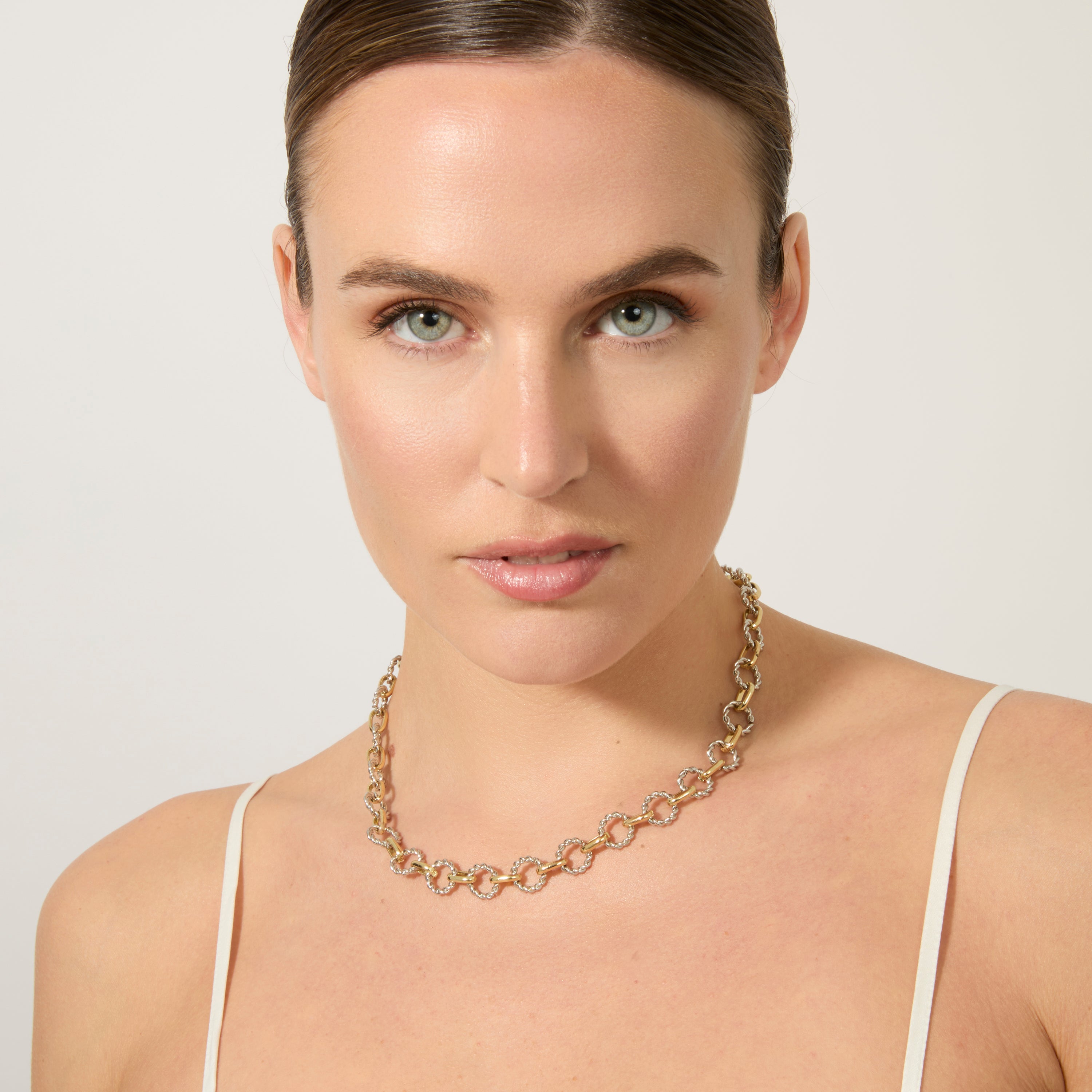 Collar acabado en oro amarillo de 18k - Liona