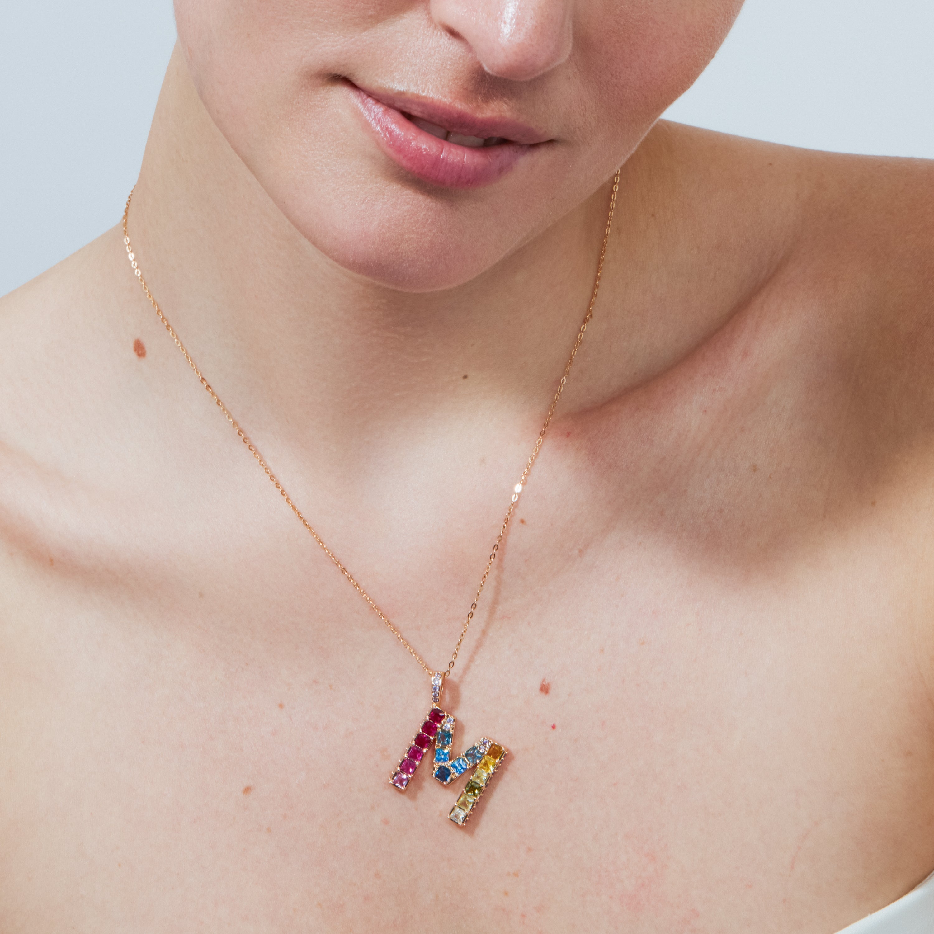 Collar de Aleación de Metal y Circonita Multicolor acabado en oro rosa de 18k - M