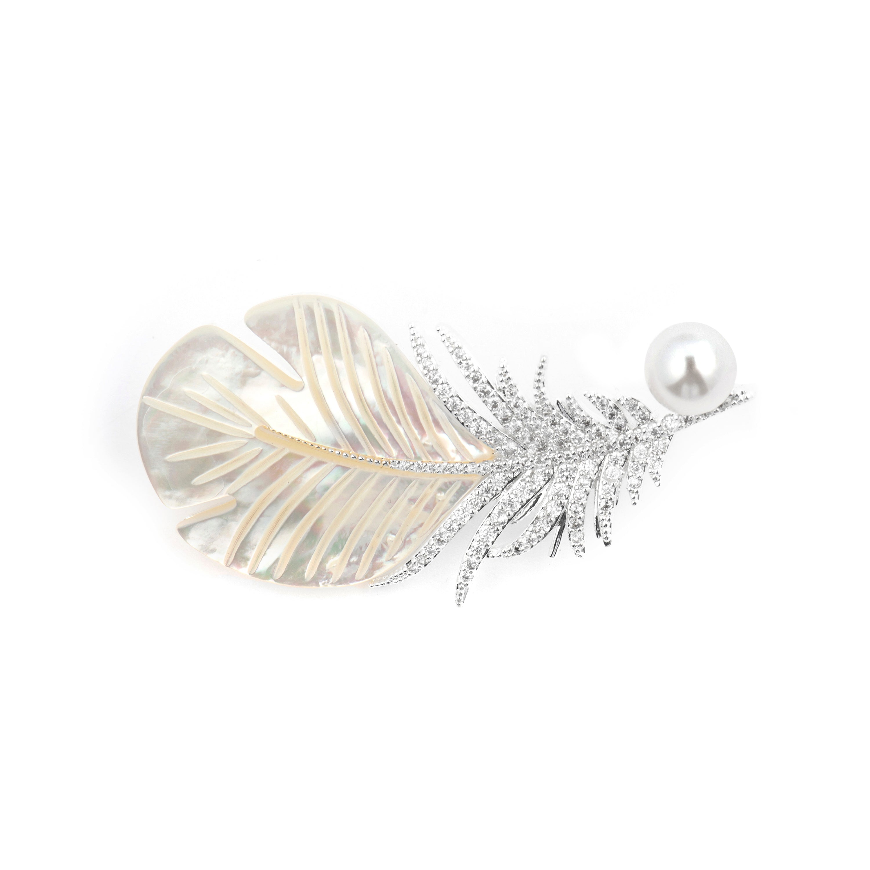 Broche de Madreperla Blanca acabado en Plata de Ley 925 - Yaith