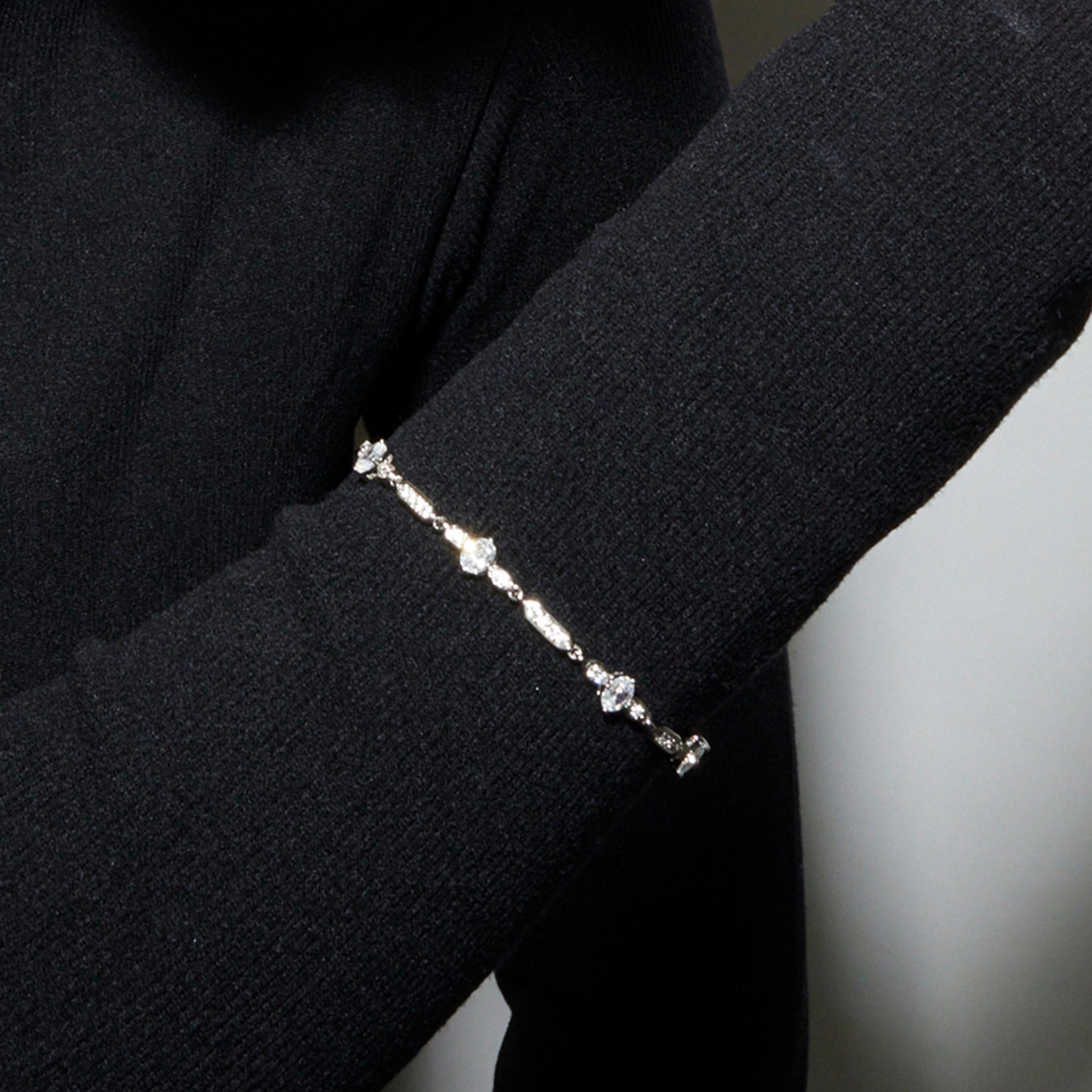 Bracelet avec Zircone Brillante finition argent - Sanu