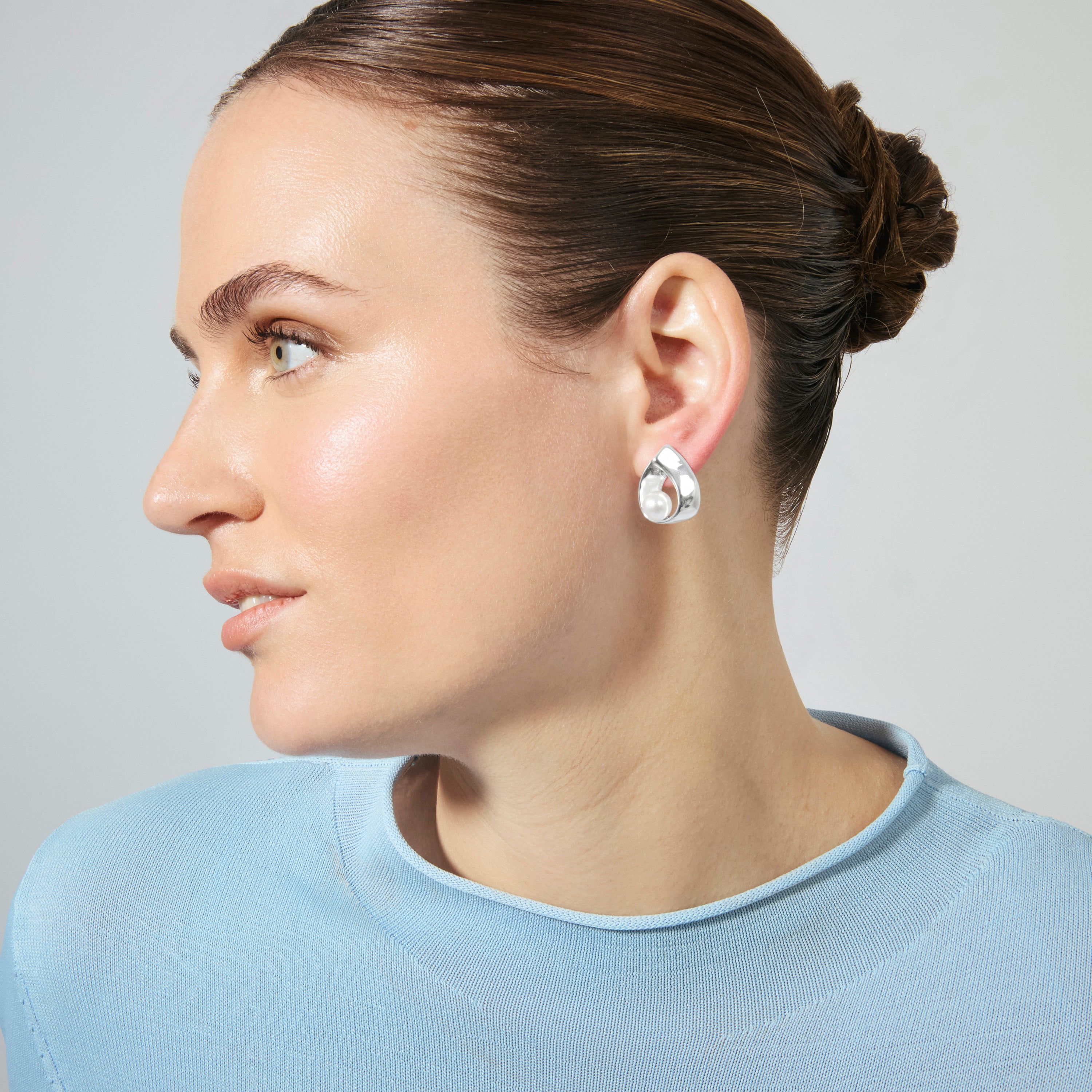Pendientes de Perla Blanca Acabado En Plata - Blacki