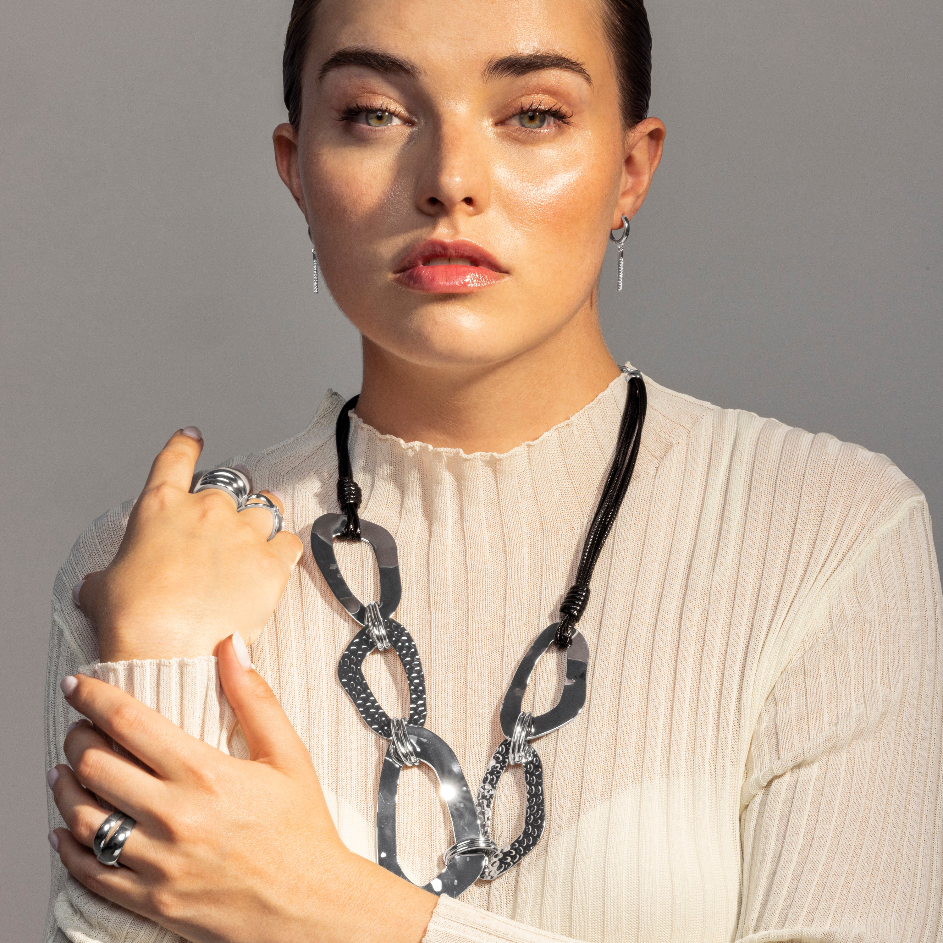 Collar acabado en rodio - Utbe