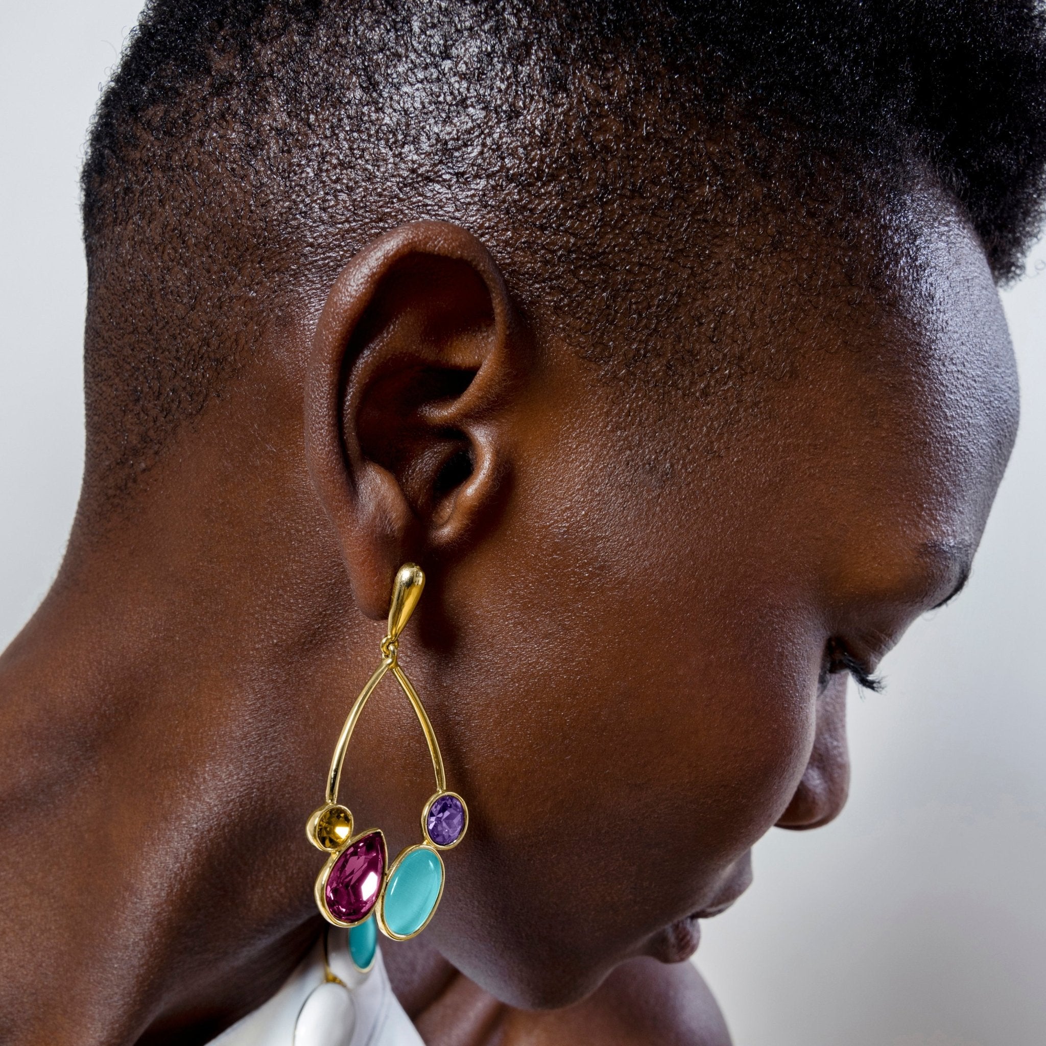 Earrings finished in 18K yellow gold